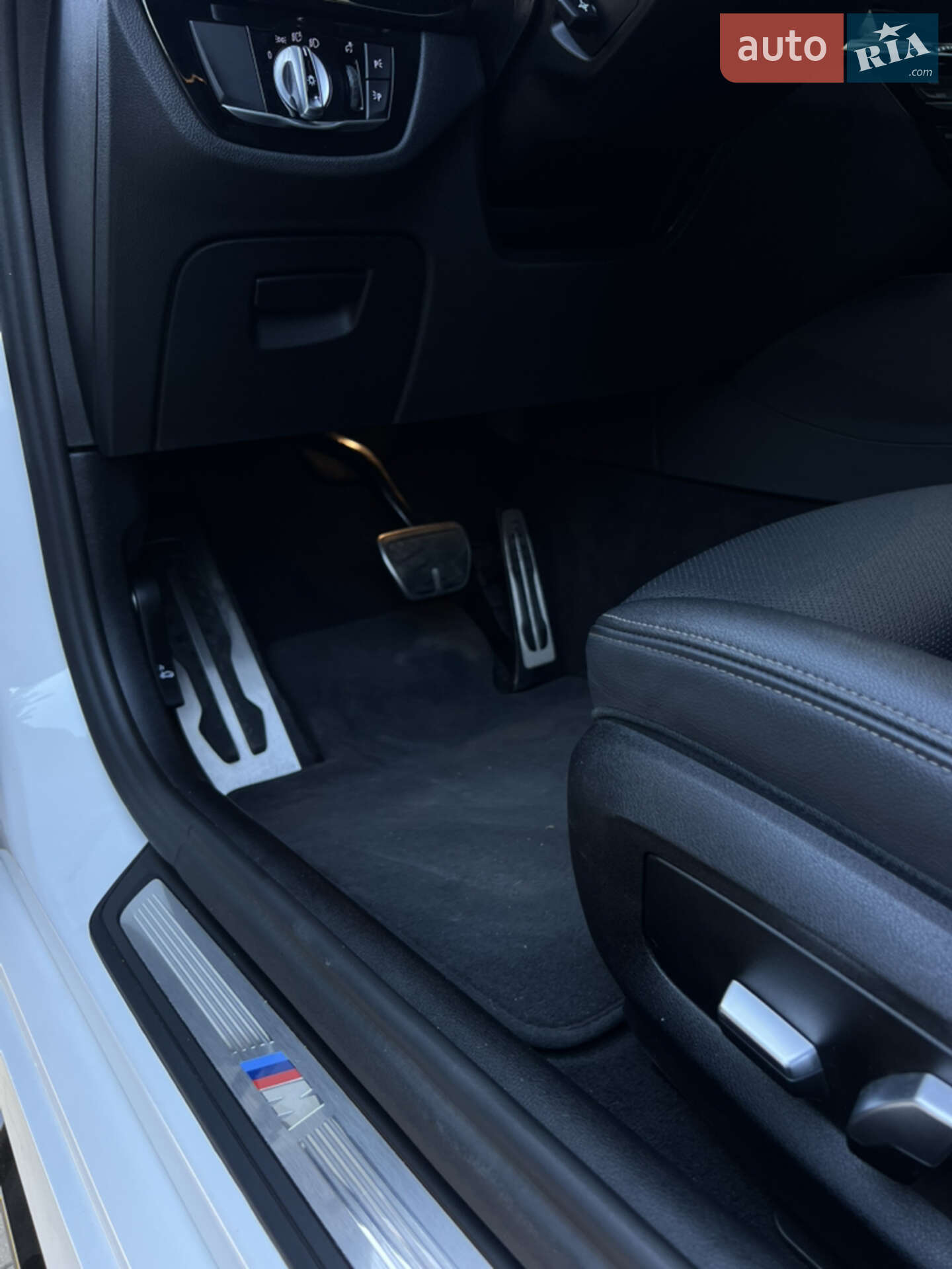 BMW 5 Series 2022 VIN WBA73BJ00NCJ89882 фото оголошення 30 з 70