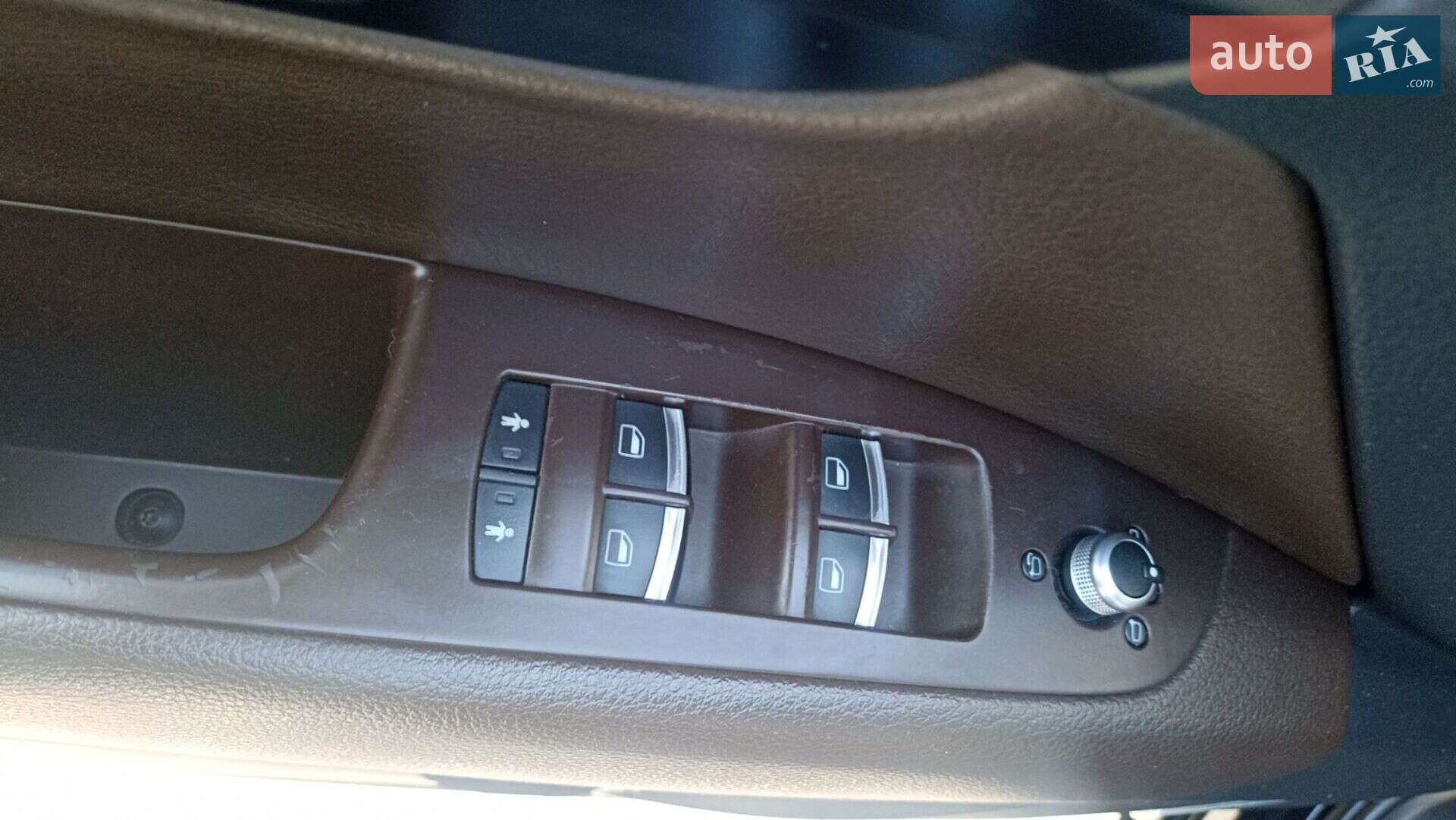 Audi Q7 2012 VIN WA1LMAFE3CD009616 фото оголошення 5 з 41