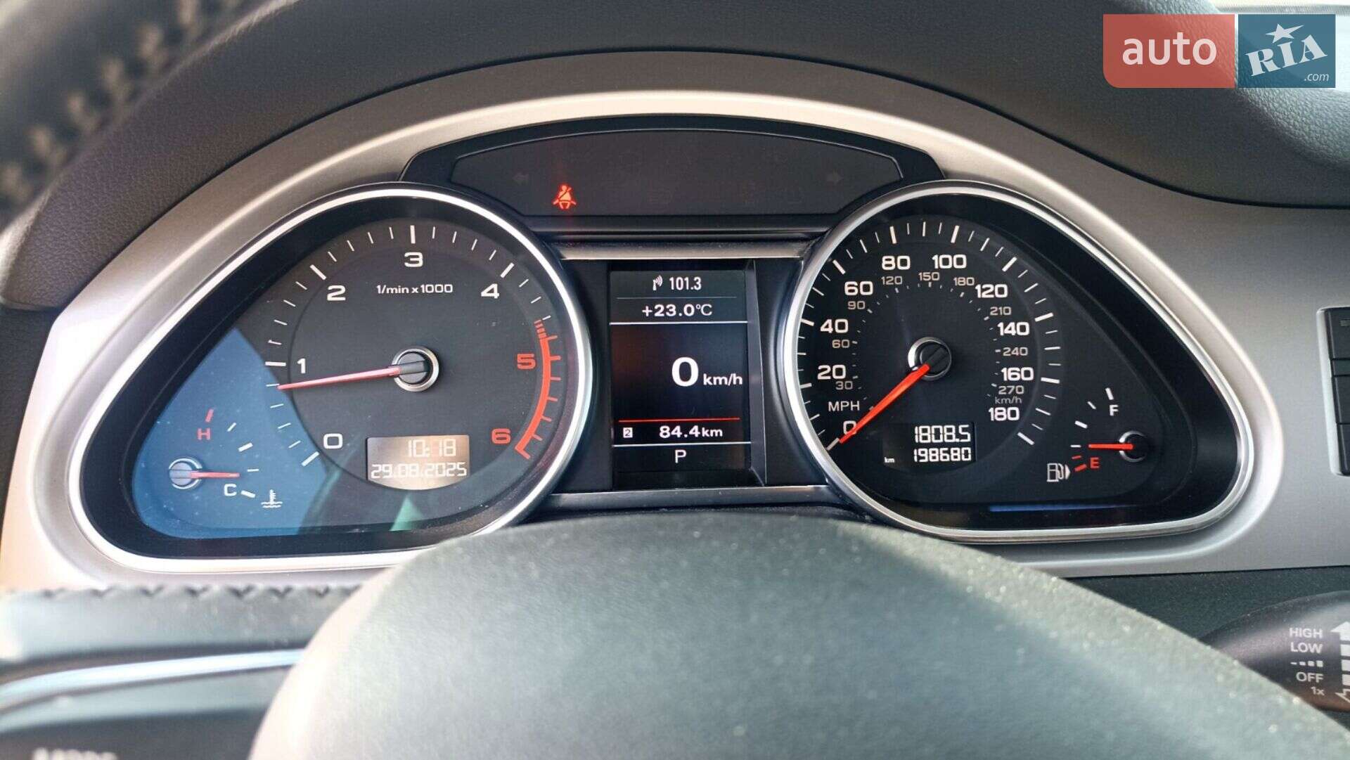 Audi Q7 2012 VIN WA1LMAFE3CD009616 фото оголошення 6 з 41