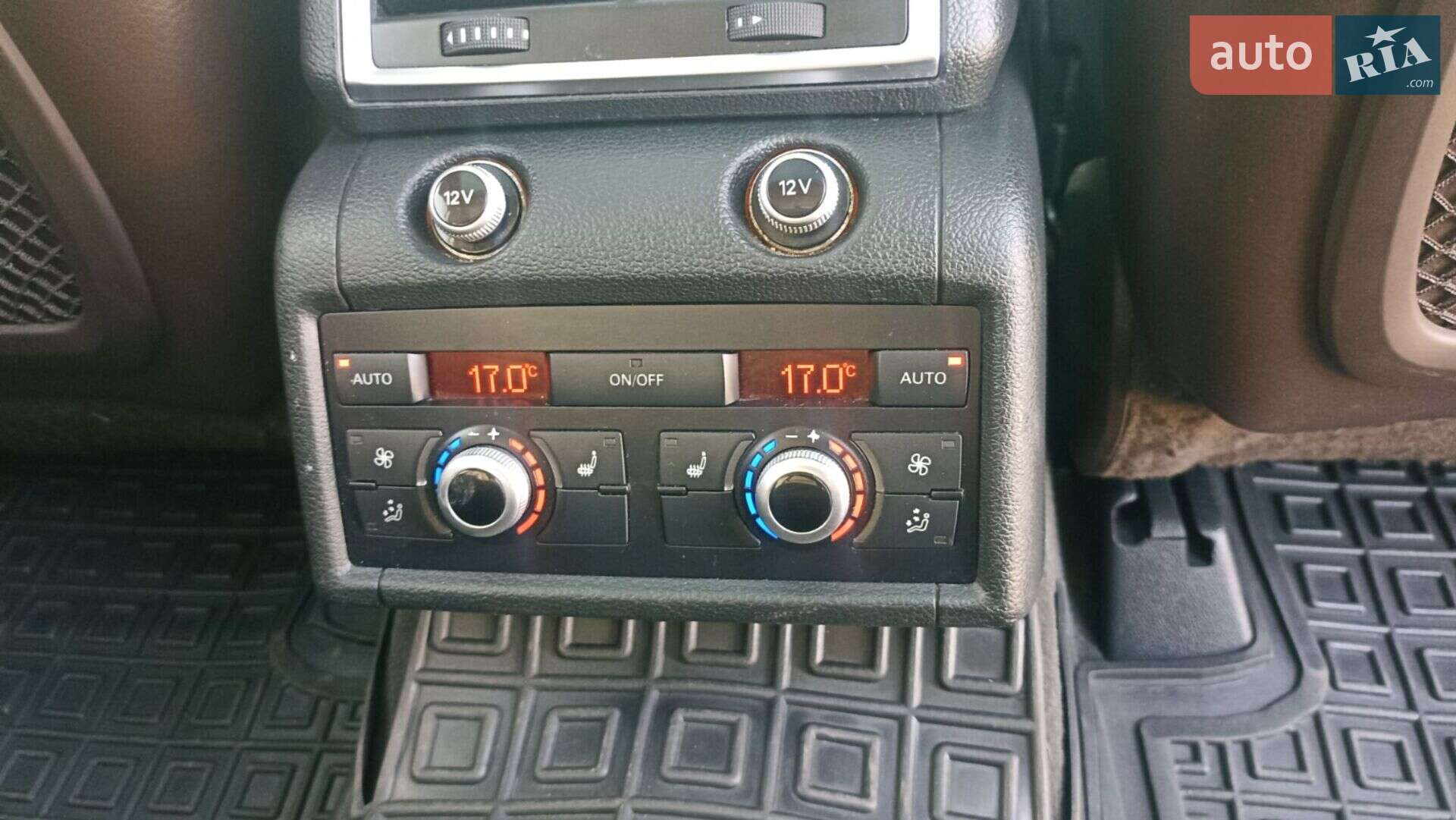 Audi Q7 2012 VIN WA1LMAFE3CD009616 фото оголошення 12 з 41