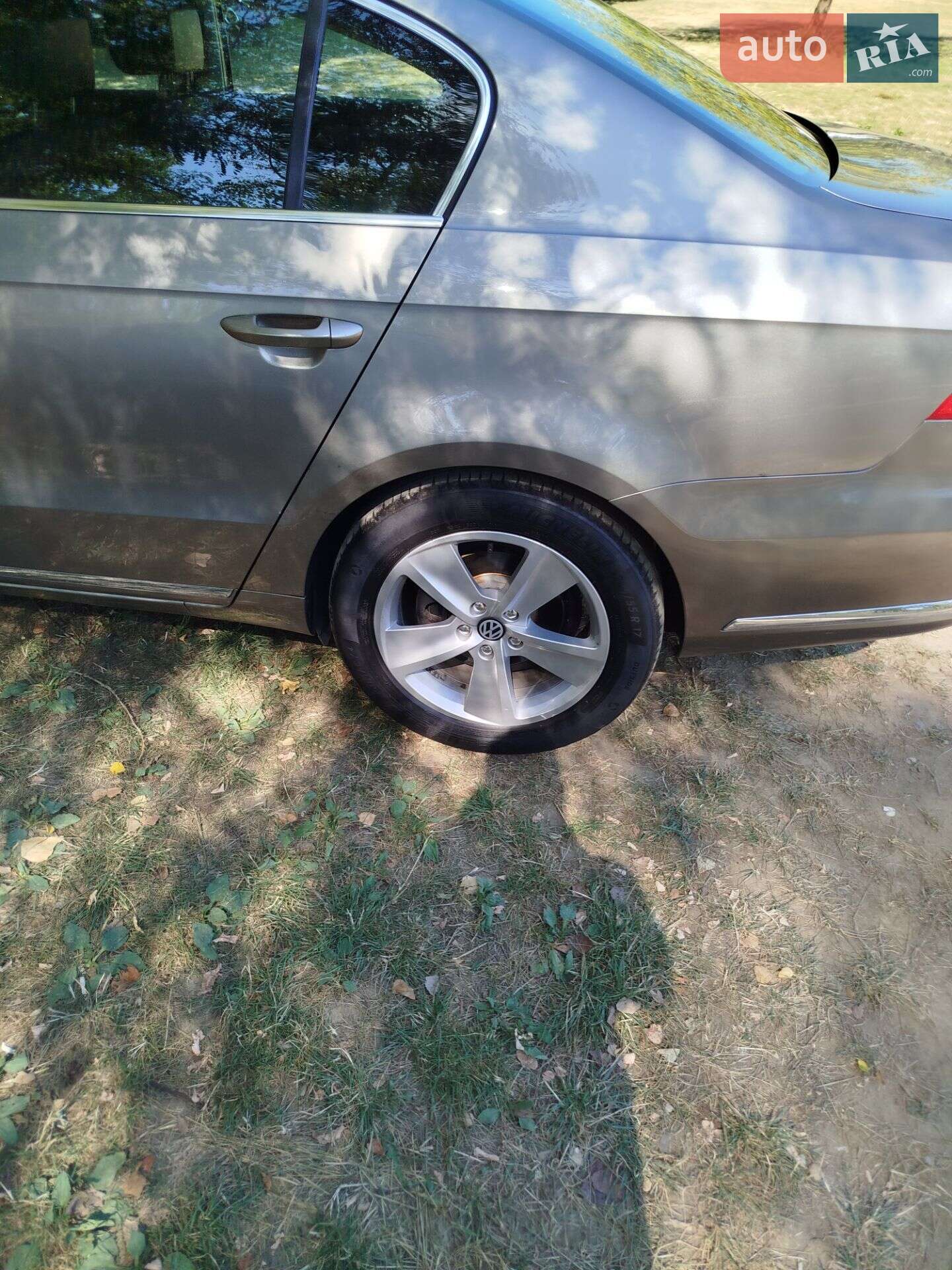 Volkswagen Passat 2013 VIN WVWZZZ3CZEP012517 фото оголошення 5 з 53