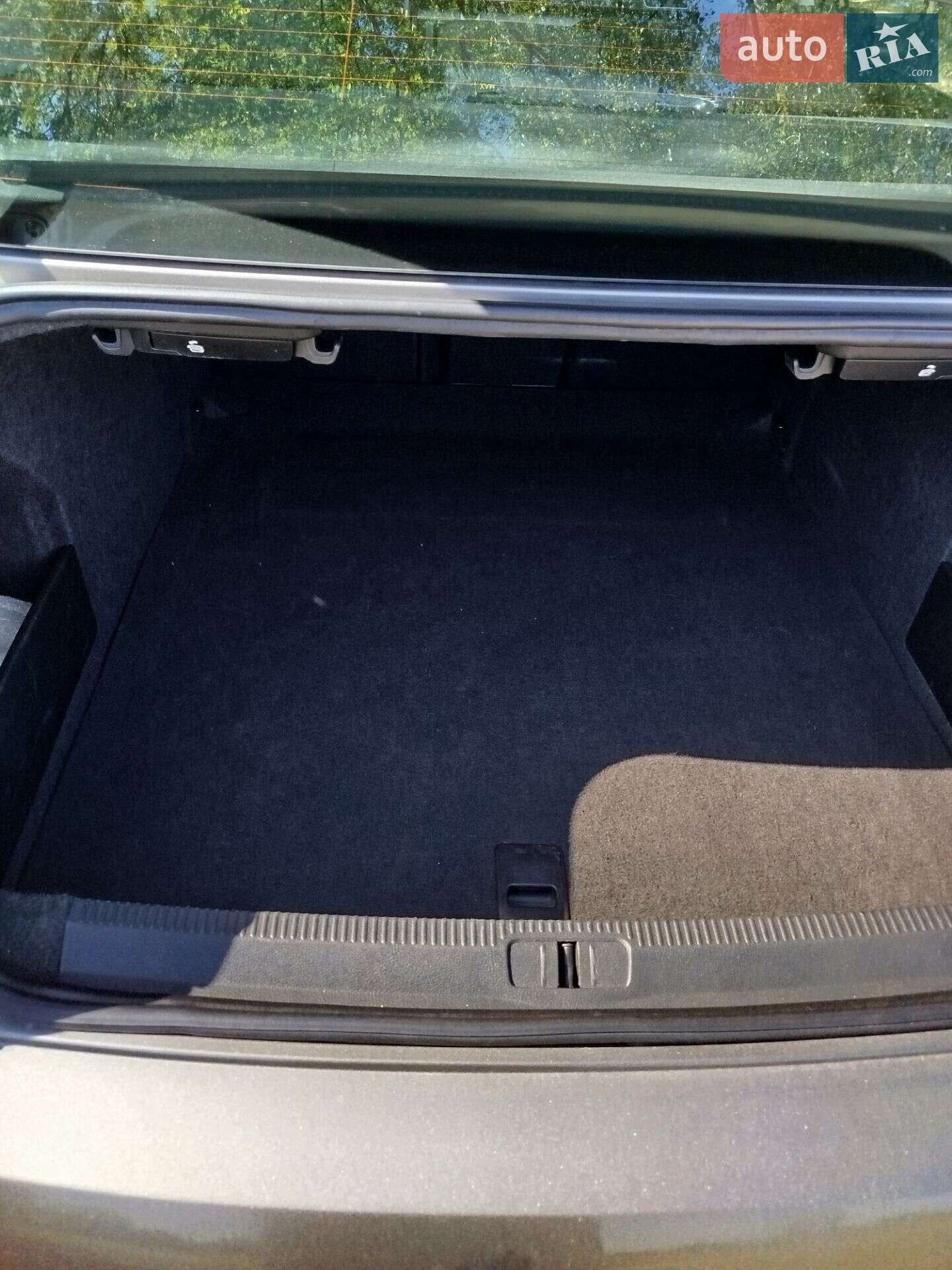 Volkswagen Passat 2013 VIN WVWZZZ3CZEP012517 фото оголошення 14 з 53