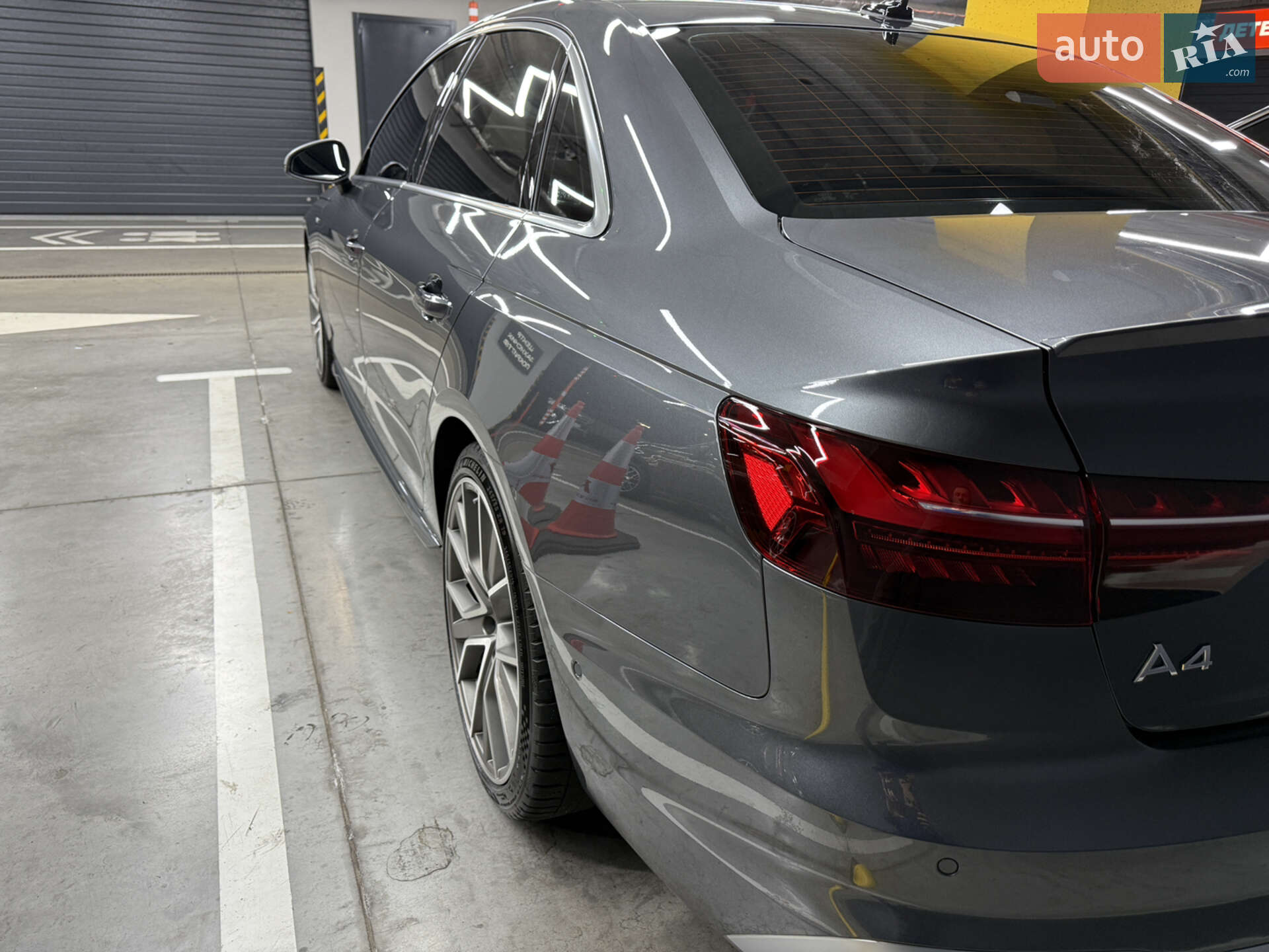 Audi A4 2023 VIN WAUZZZF40PN019380 фото оголошення 9 з 117