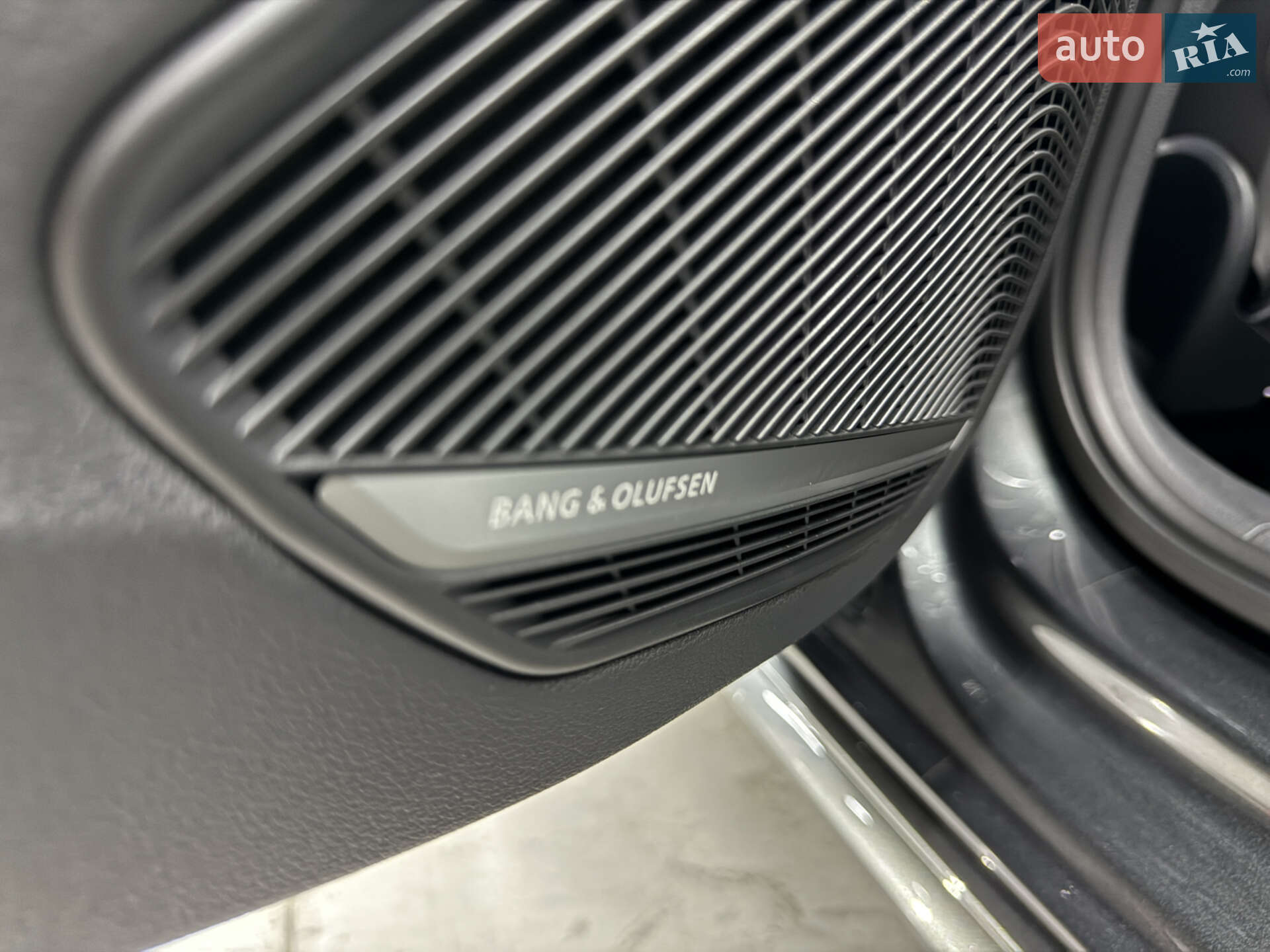 Audi A4 2023 VIN WAUZZZF40PN019380 фото оголошення 37 з 117