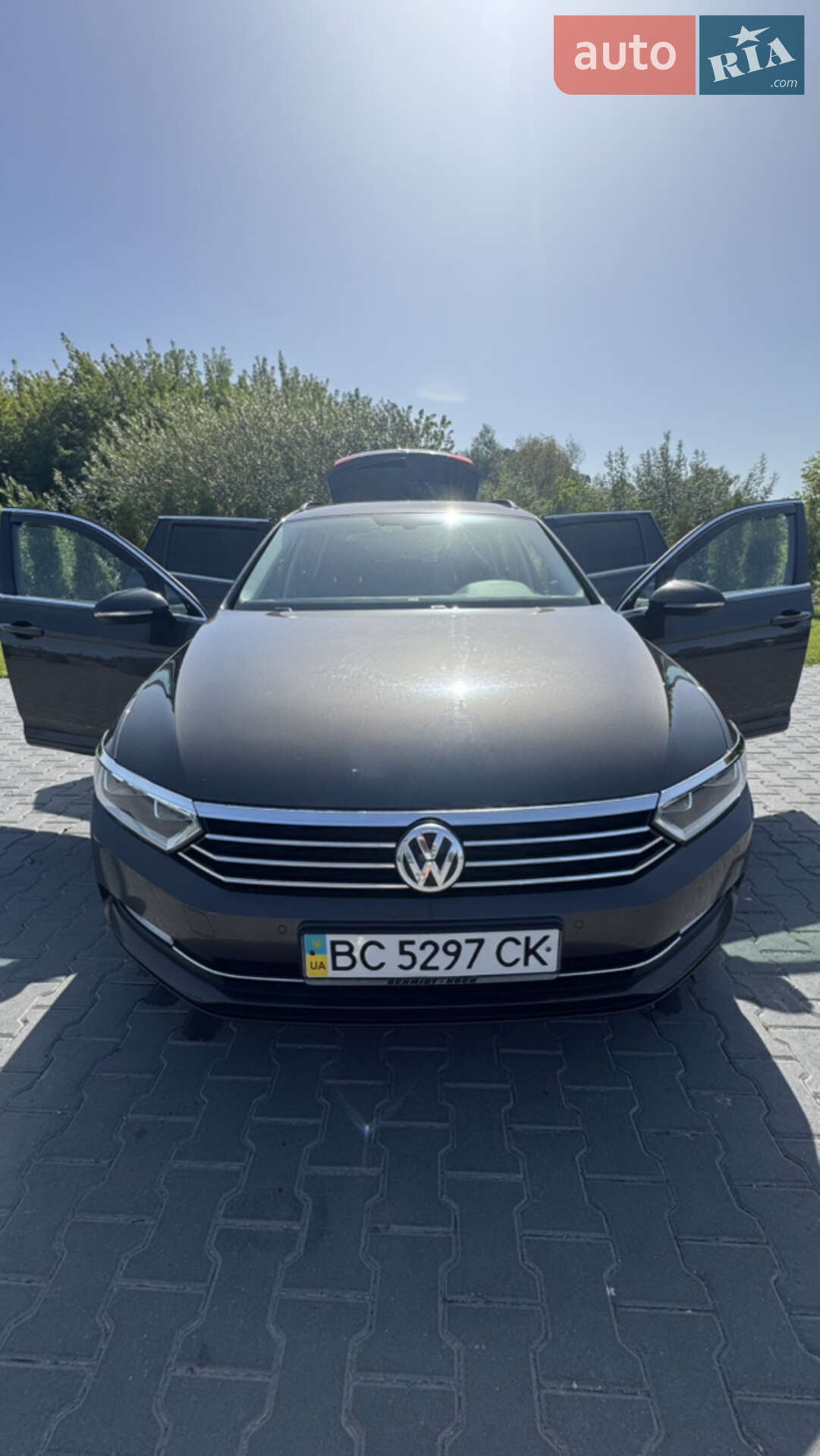 Volkswagen Passat 2016 VIN WVWZZZ3CZGE230109 фото оголошення 2 з 32