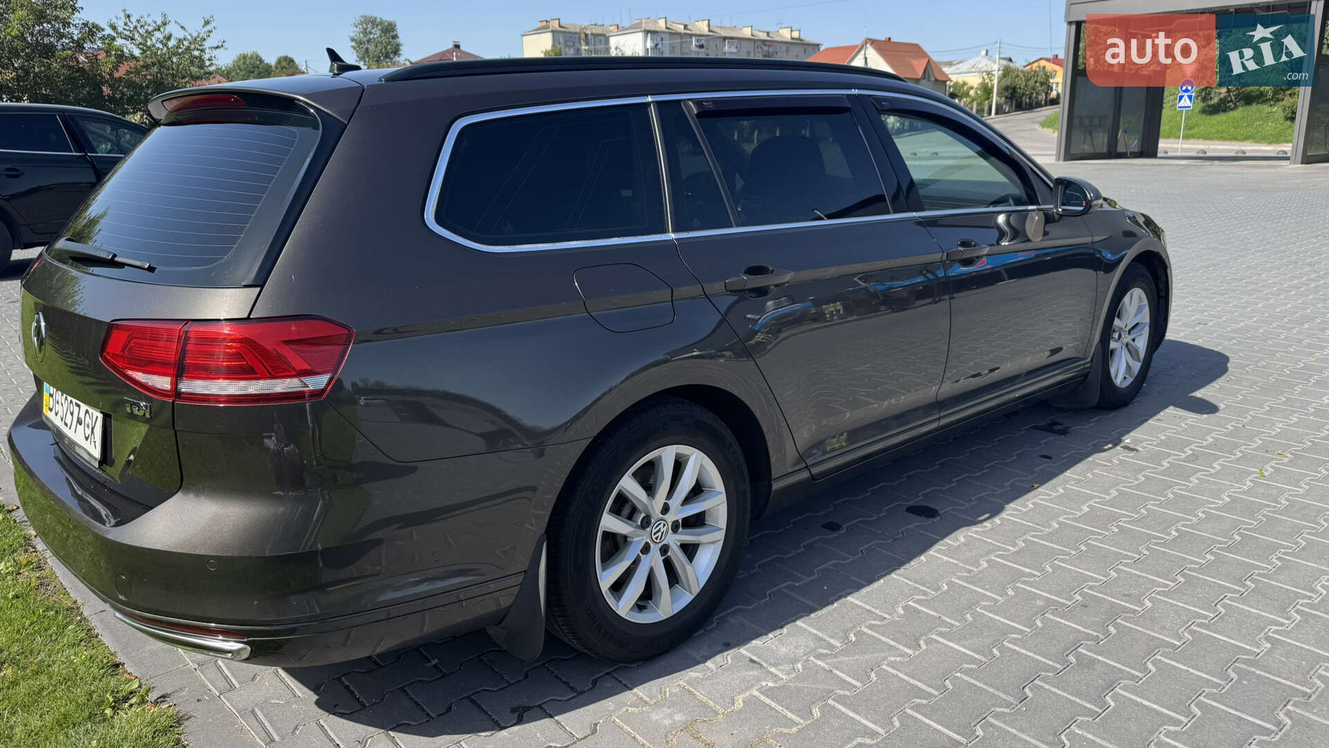 Volkswagen Passat 2016 VIN WVWZZZ3CZGE230109 фото оголошення 28 з 32