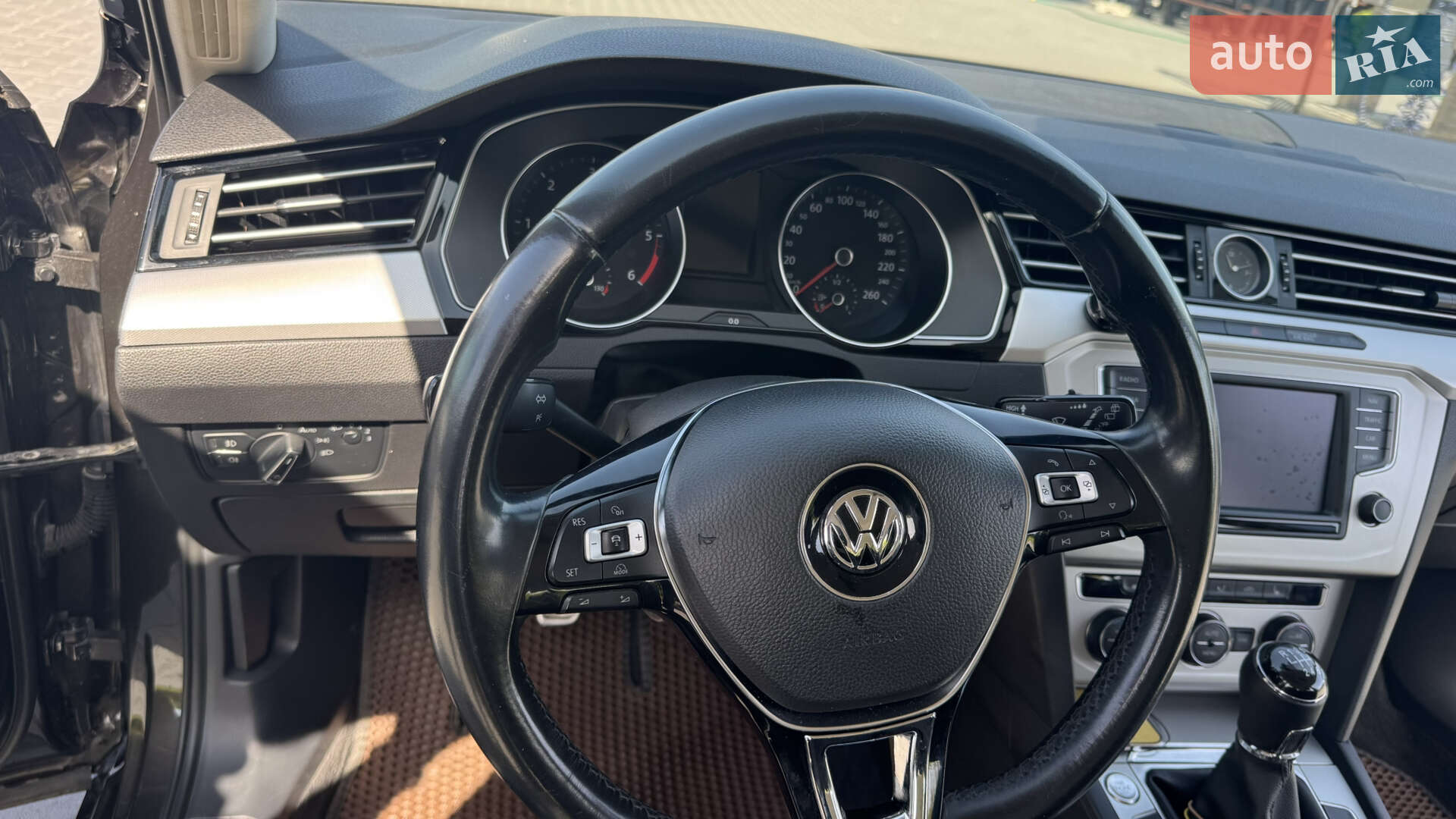 Volkswagen Passat 2016 VIN WVWZZZ3CZGE230109 фото оголошення 21 з 32