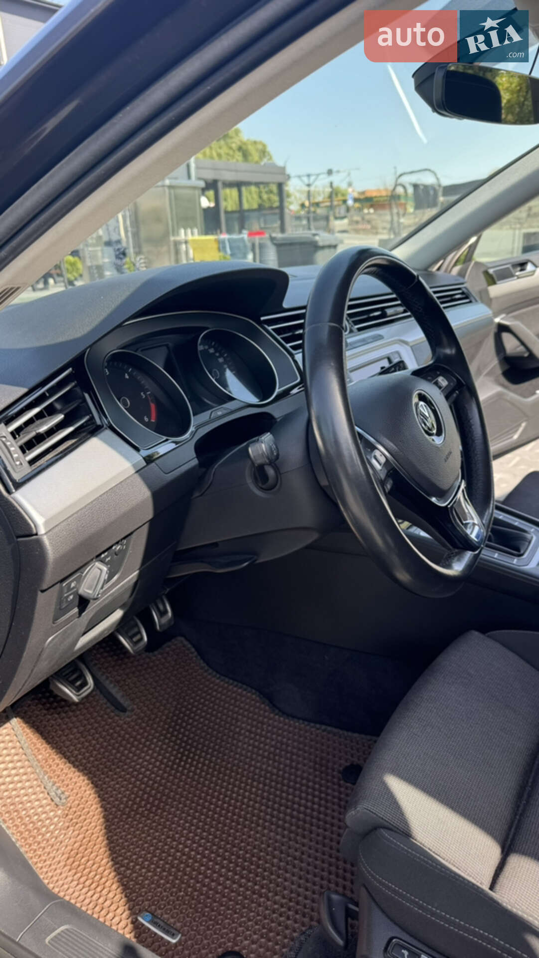 Volkswagen Passat 2016 VIN WVWZZZ3CZGE230109 фото оголошення 24 з 32