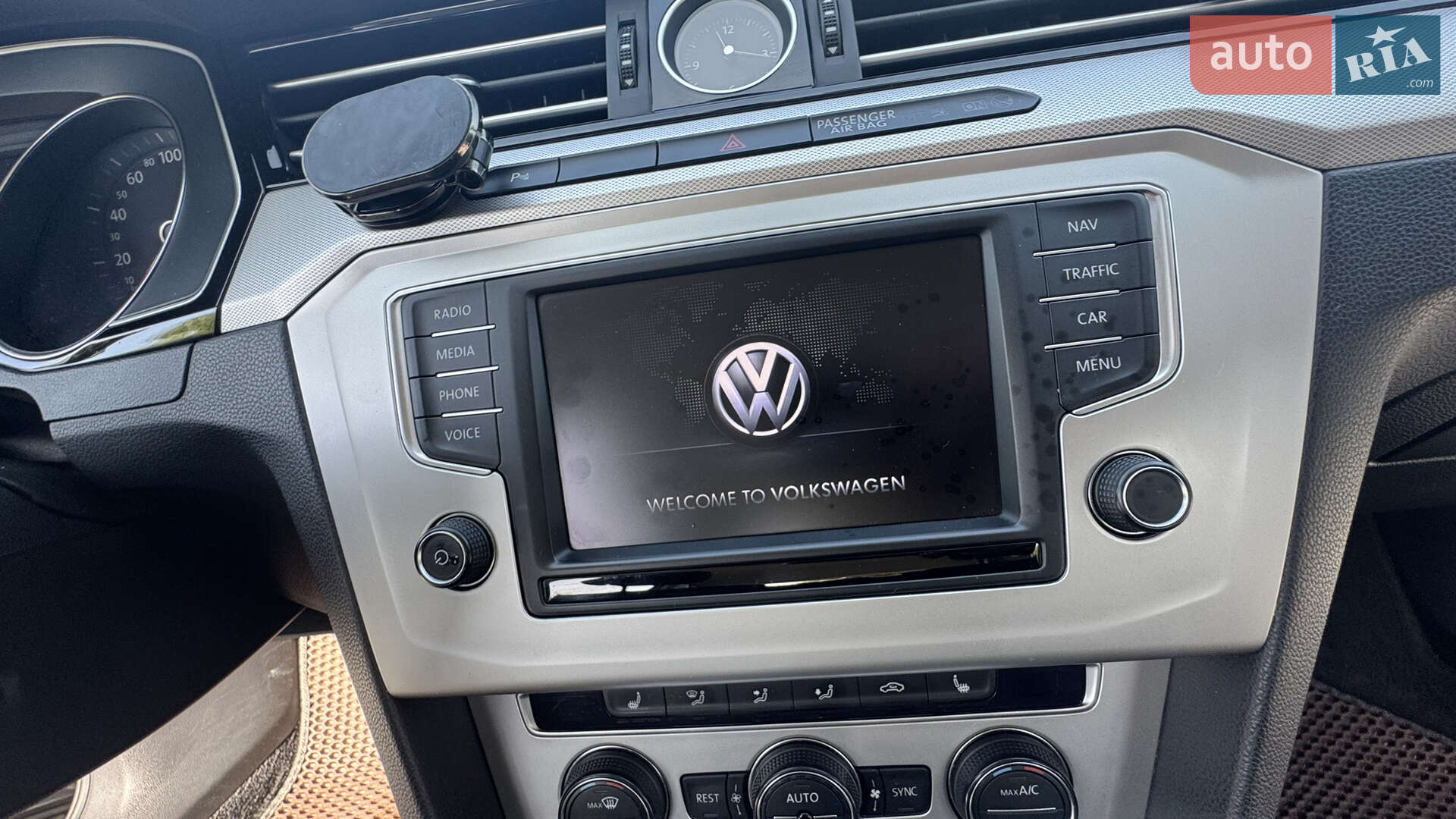 Volkswagen Passat 2016 VIN WVWZZZ3CZGE230109 фото оголошення 23 з 32