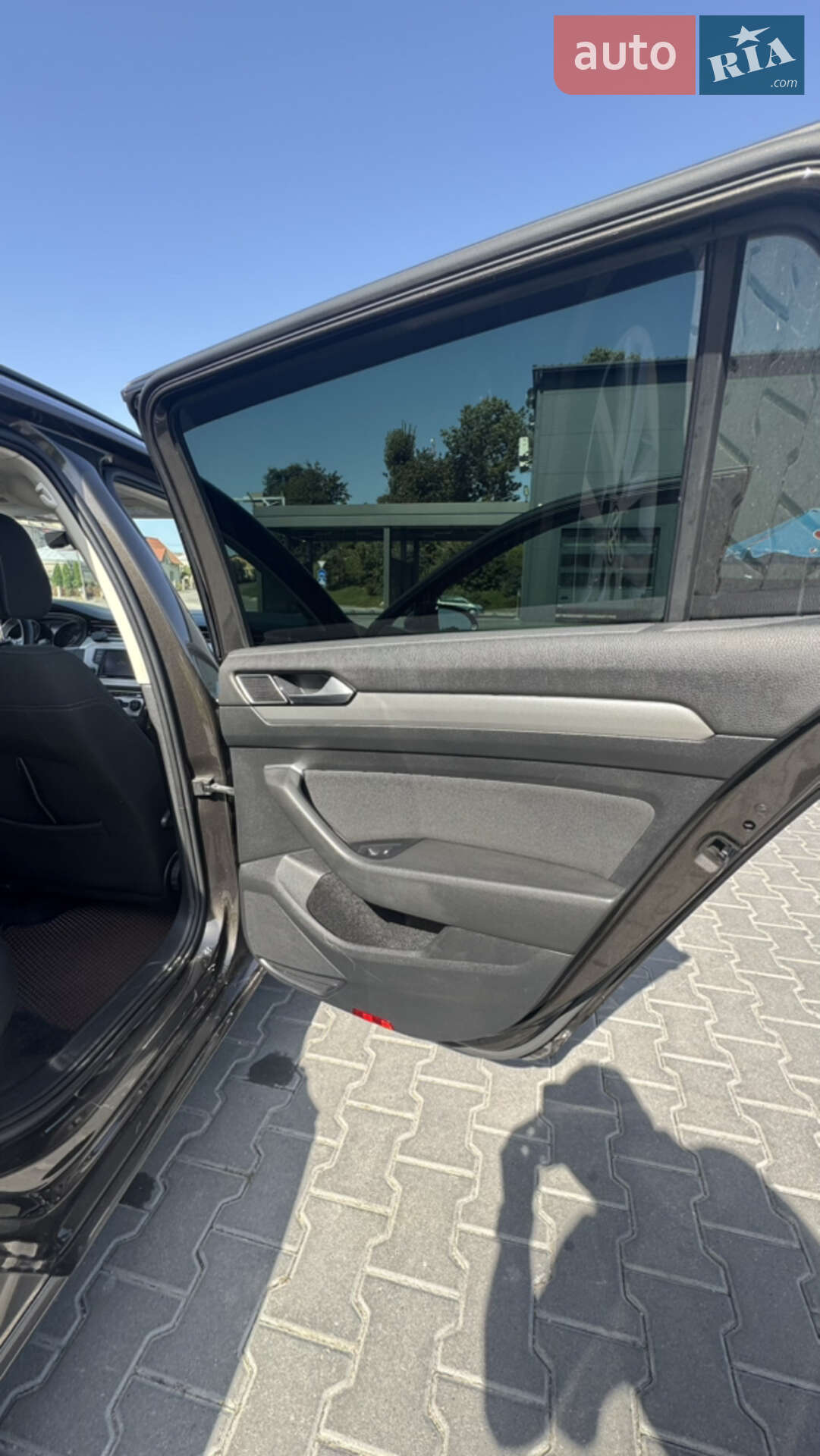 Volkswagen Passat 2016 VIN WVWZZZ3CZGE230109 фото оголошення 9 з 32