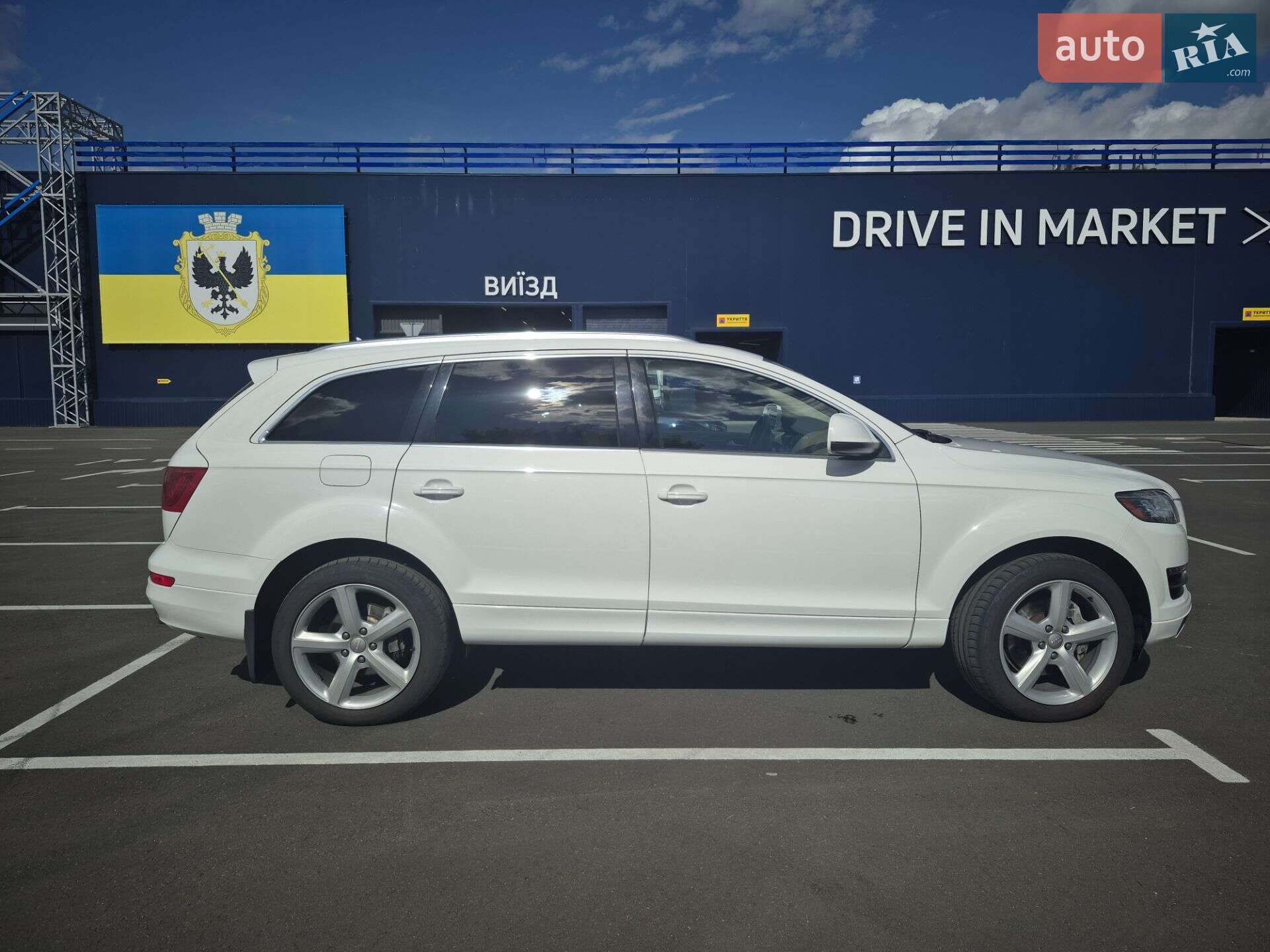 Audi Q7 2014 VIN WA1CGAFE3ED019802 фото оголошення 6 з 17