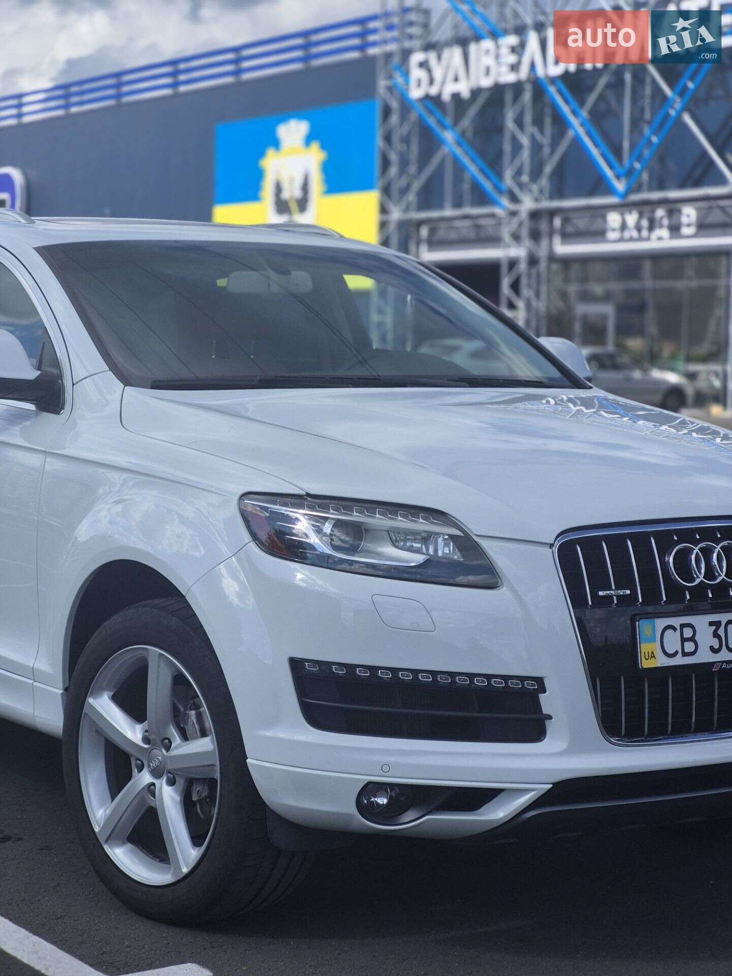 Audi Q7 2014 VIN WA1CGAFE3ED019802 фото оголошення 7 з 17
