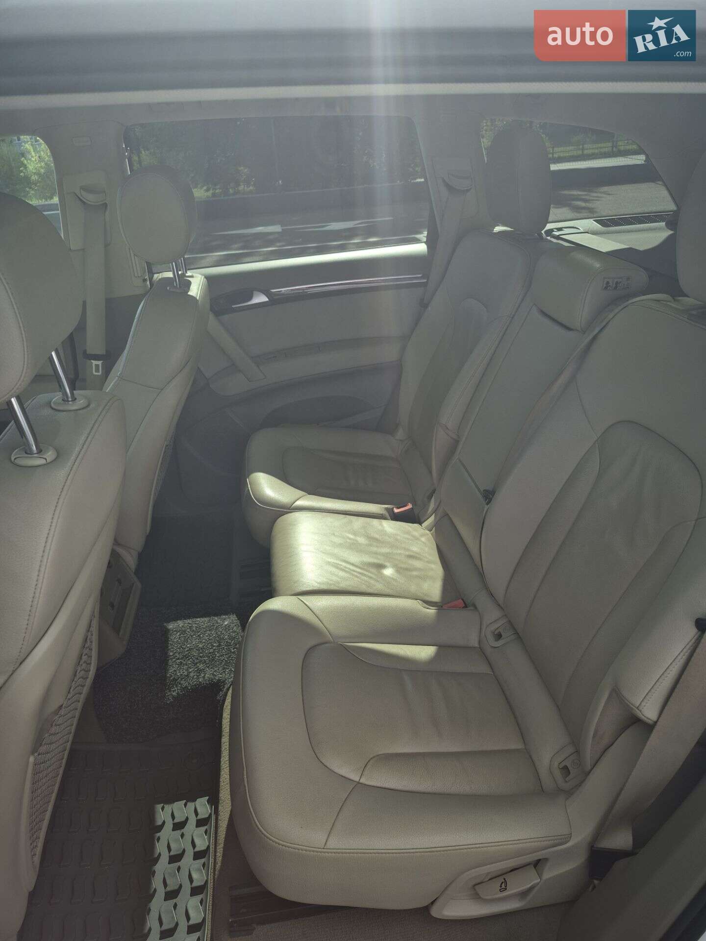 Audi Q7 2014 VIN WA1CGAFE3ED019802 фото оголошення 11 з 17