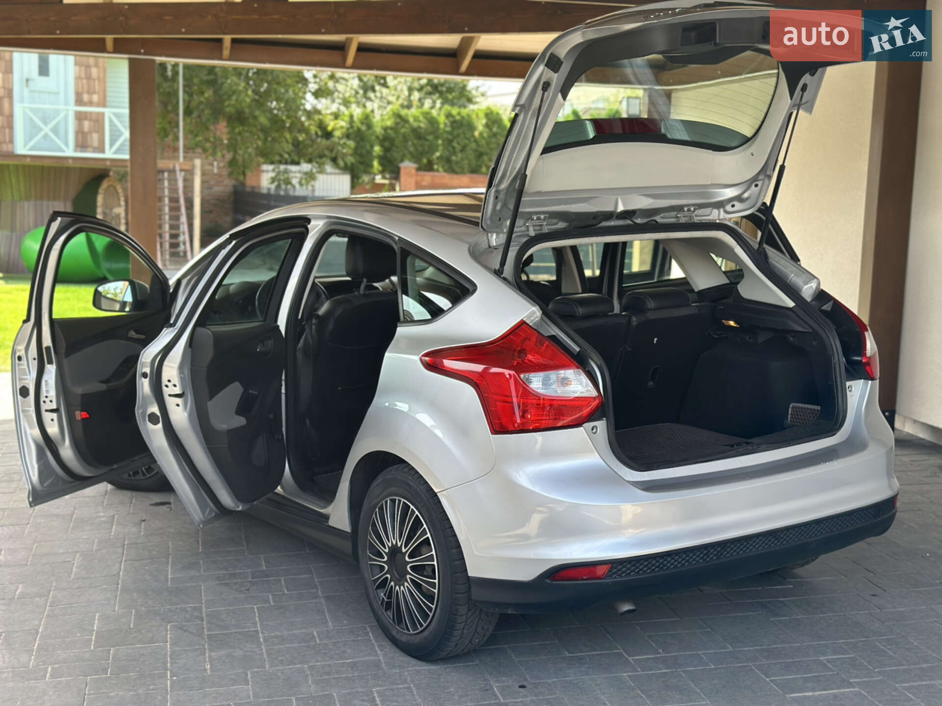 Ford Focus 2013 VIN WF0KXXGCBKDK89856 фото оголошення 10 з 17