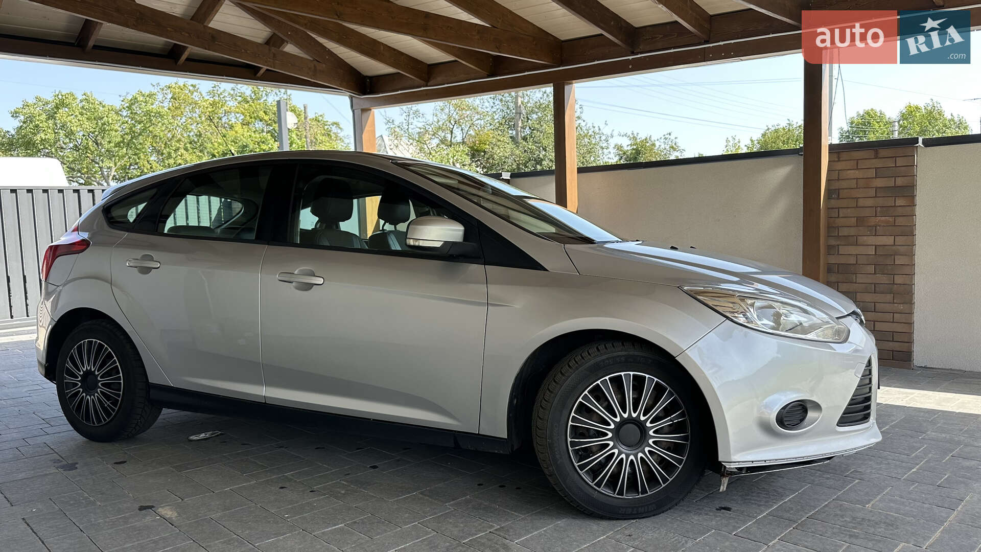 Ford Focus 2013 VIN WF0KXXGCBKDK89856 фото оголошення 6 з 17