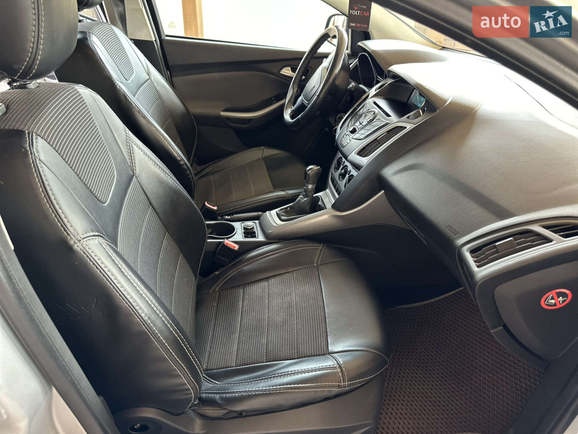 Ford Focus 2013 VIN WF0KXXGCBKDK89856 фото оголошення 12 з 17