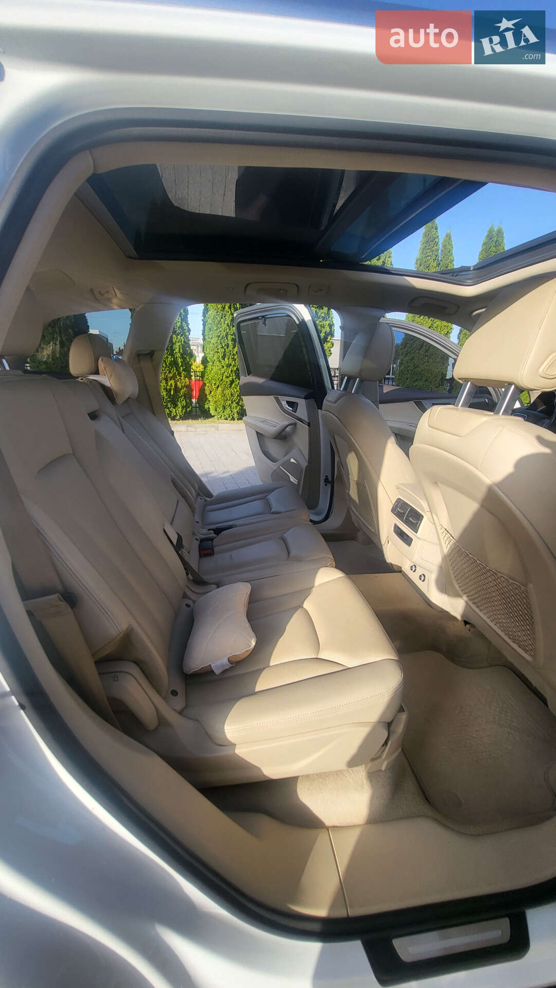 Audi Q7 2017 VIN WA1LHAF77JD021061 фото оголошення 15 з 17