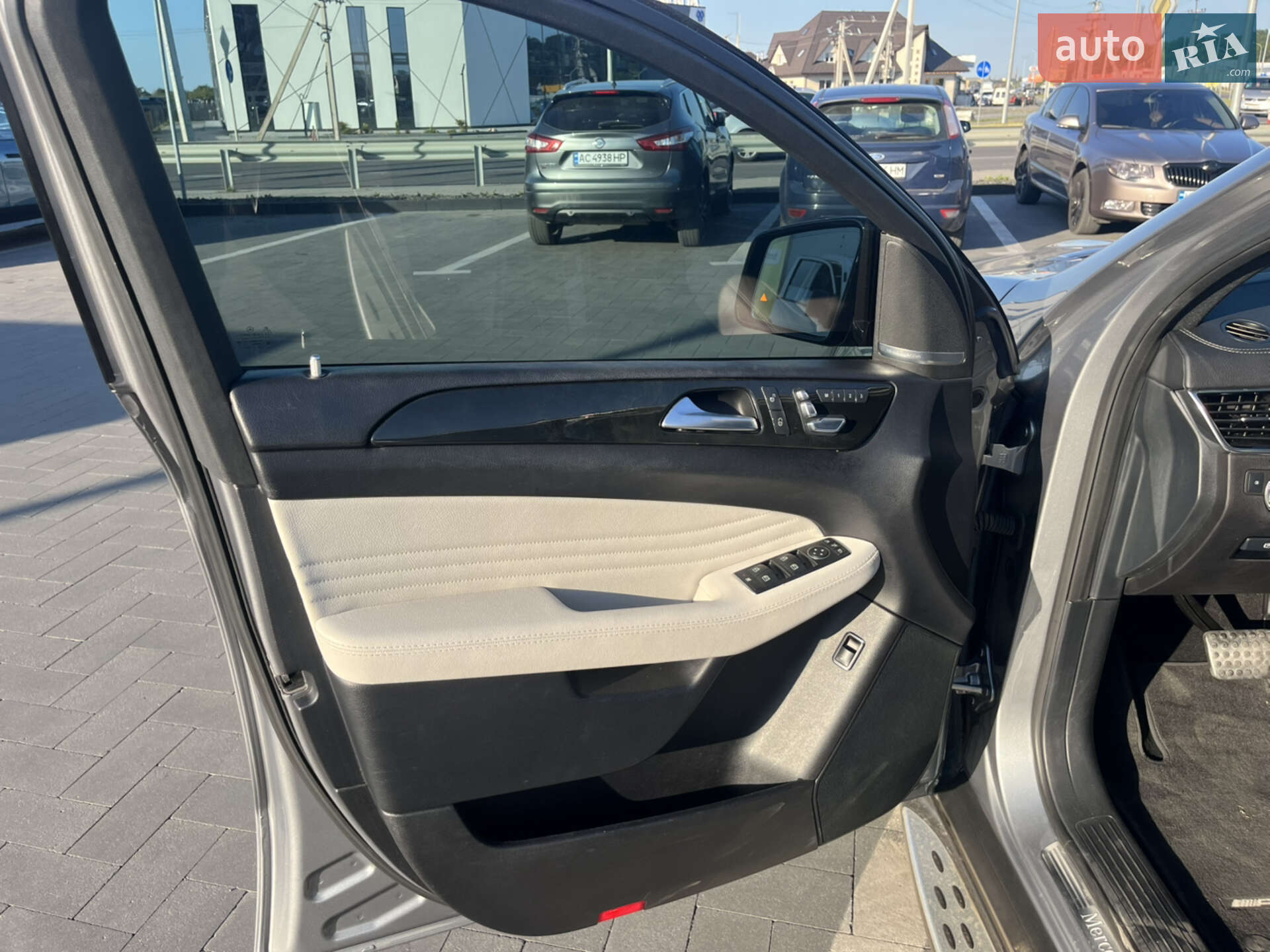 Mercedes-Benz GLE-Class Coupe 2015 VIN 4JGED6EB2GA014523 фото оголошення 7 з 32