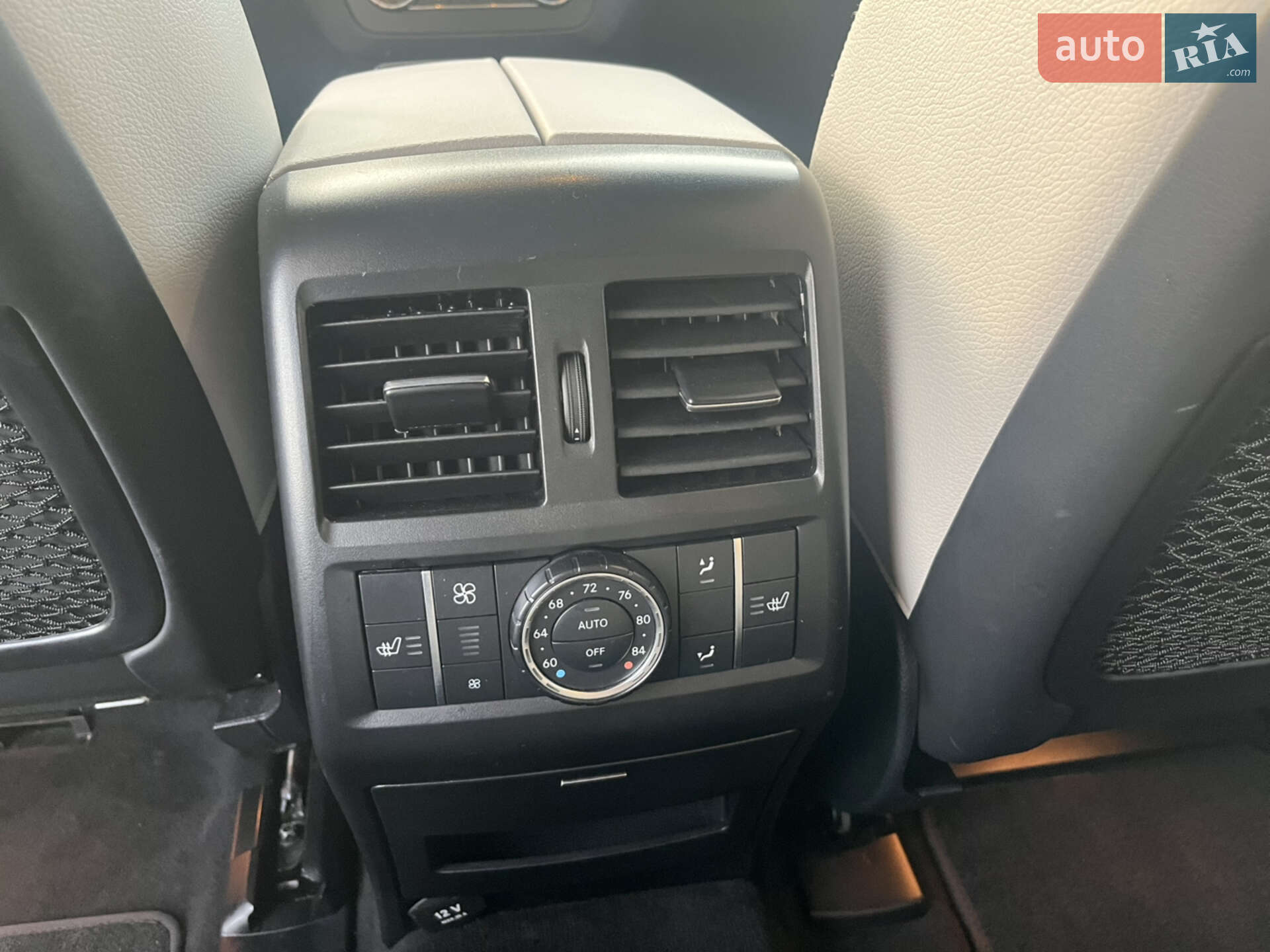 Mercedes-Benz GLE-Class Coupe 2015 VIN 4JGED6EB2GA014523 фото оголошення 8 з 32