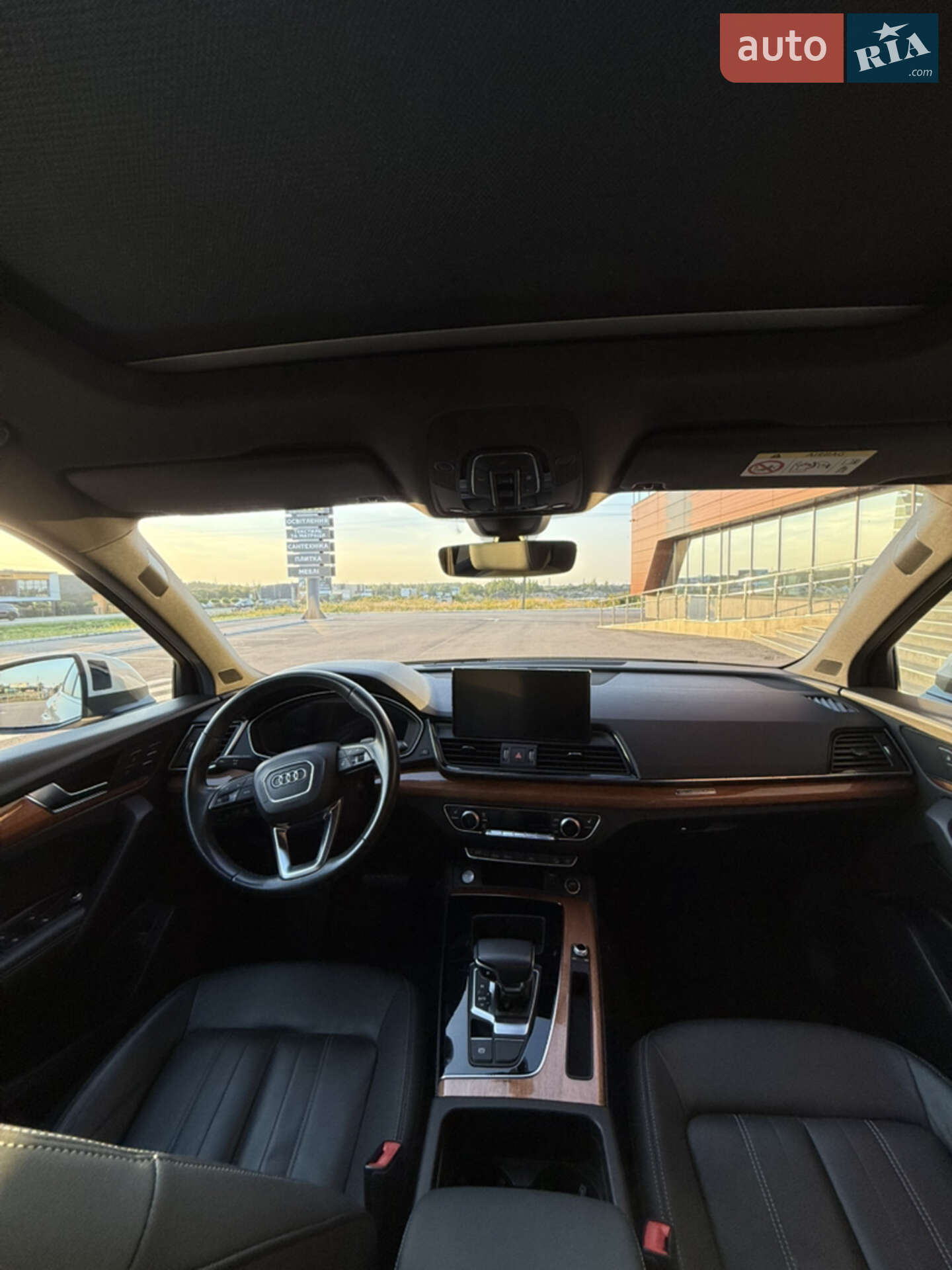 Audi Q5 2020 VIN WA1BAAFY1M2018875 фото оголошення 3 з 16