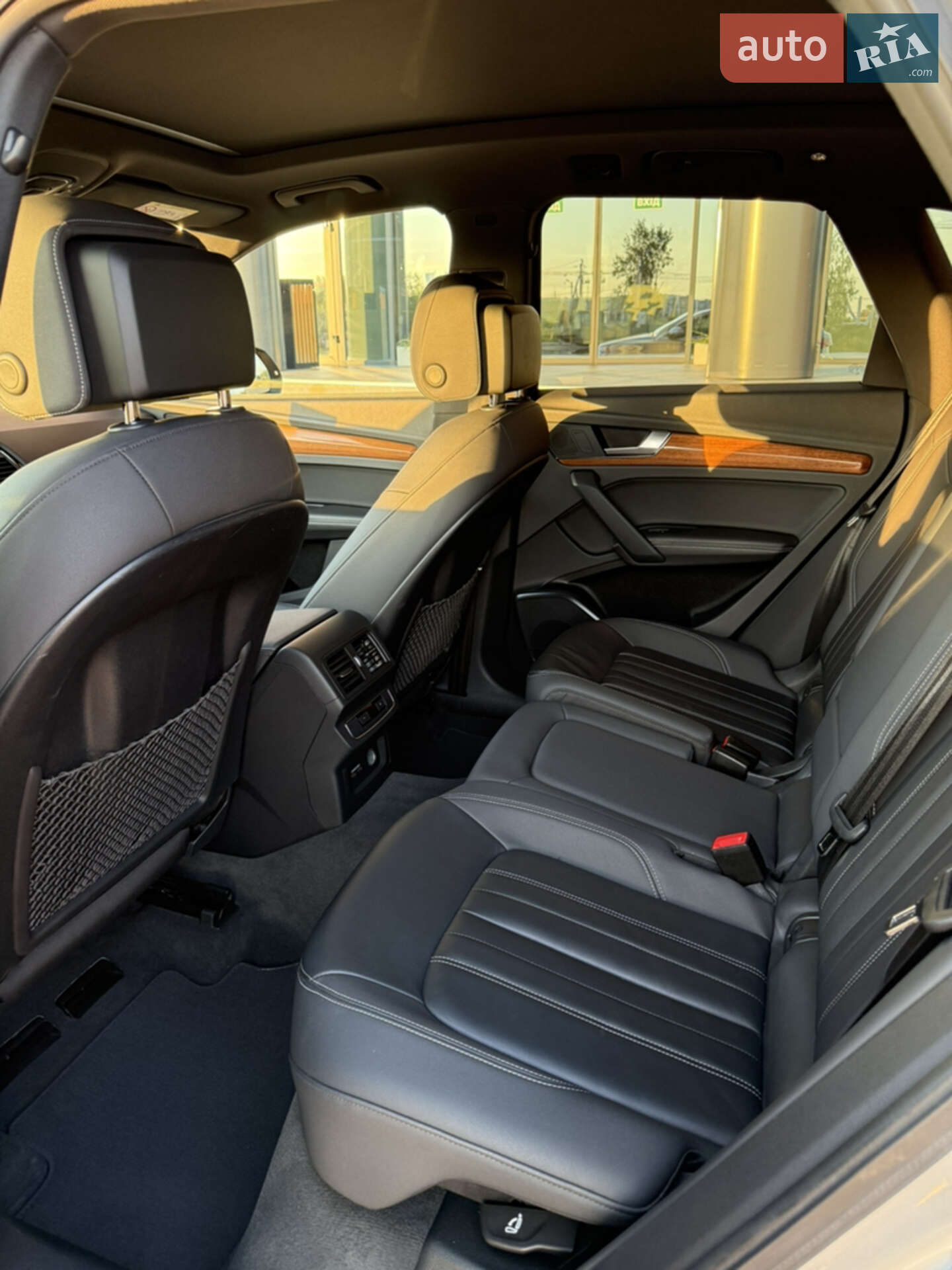 Audi Q5 2020 VIN WA1BAAFY1M2018875 фото оголошення 8 з 16