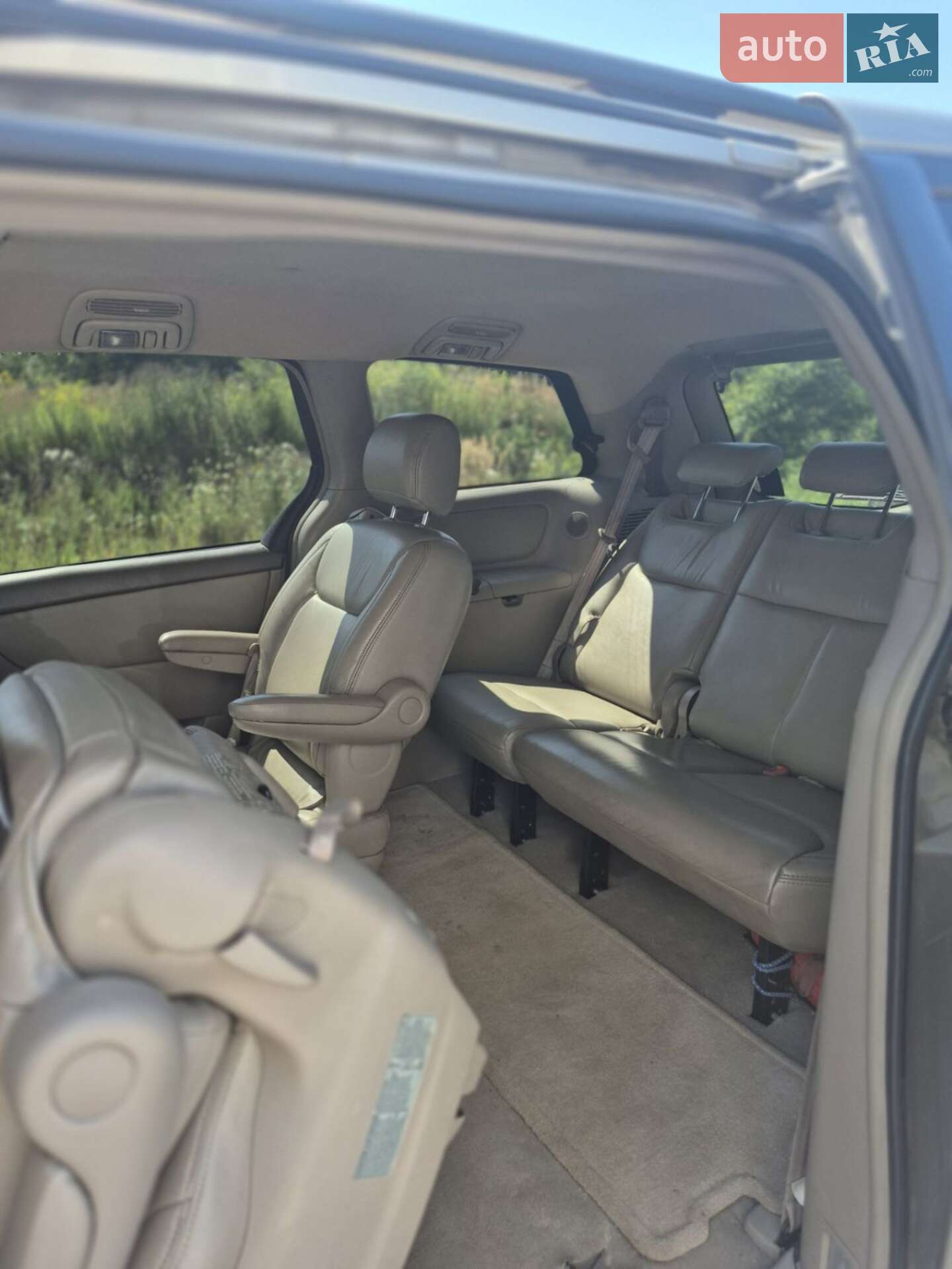 Toyota Sienna 2004 VIN 5TDZA22C24S164814 фото оголошення 7 з 14