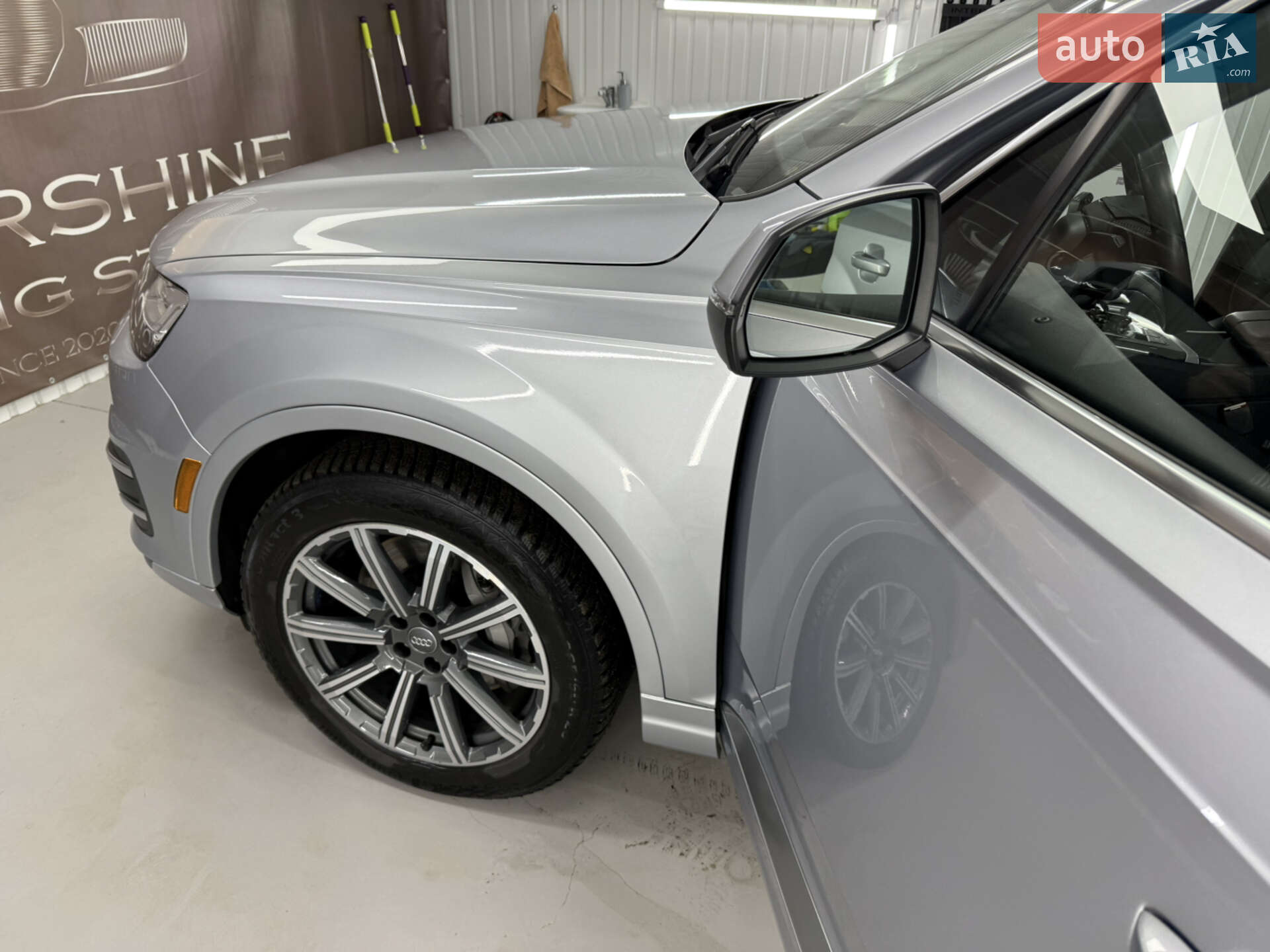 Audi Q7 2018 VIN WA1VAAF73JD031065 фото оголошення 10 з 30