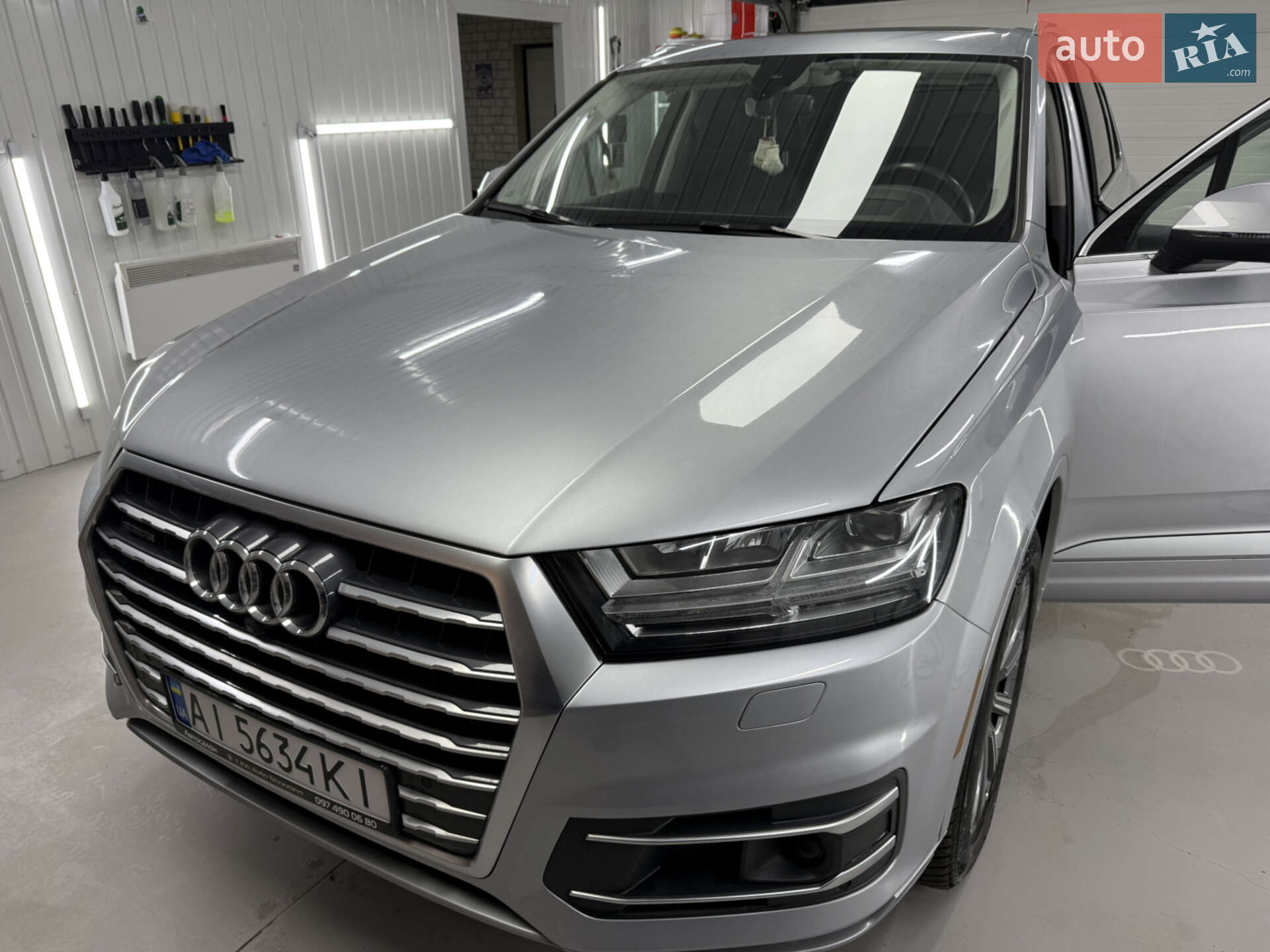Audi Q7 2018 VIN WA1VAAF73JD031065 фото оголошення 29 з 30