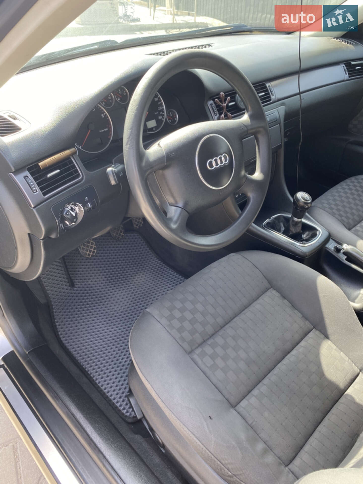 Audi A6 2003 VIN WAUZZZ4B24N033004 фото оголошення 18 з 32