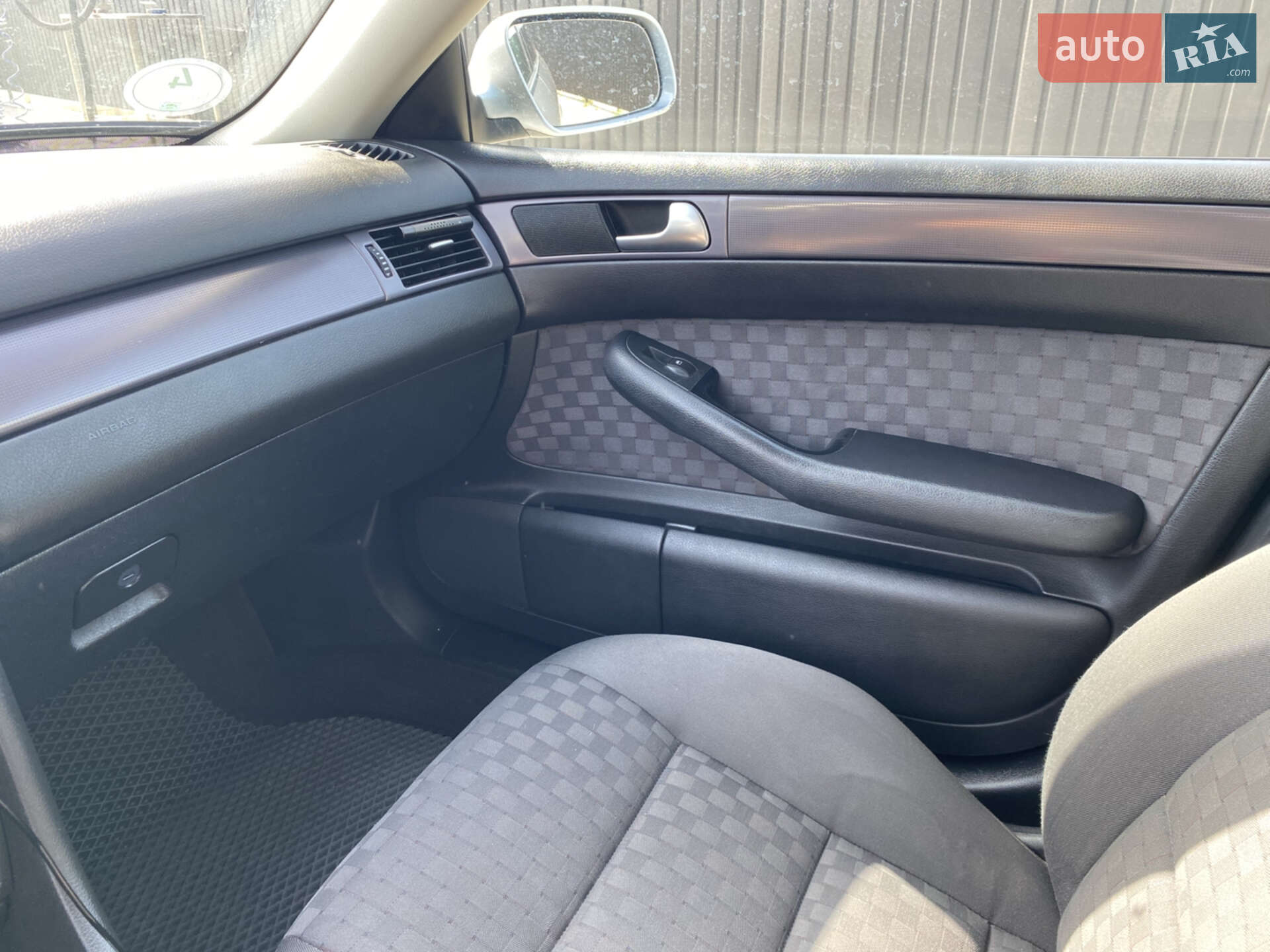 Audi A6 2003 VIN WAUZZZ4B24N033004 фото оголошення 24 з 32