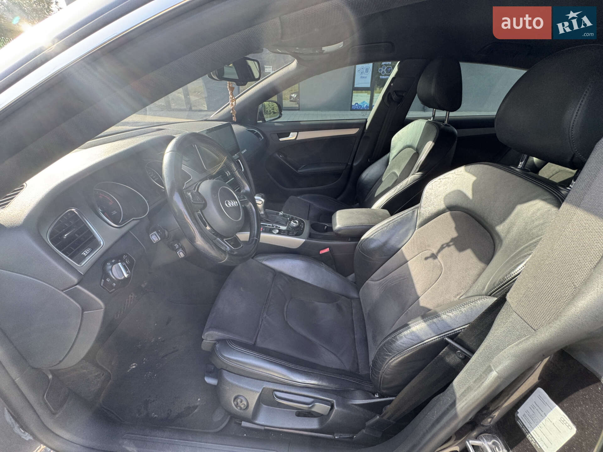Audi A5 2014 VIN WAUZZZ8T4EA044324 фото оголошення 7 з 17