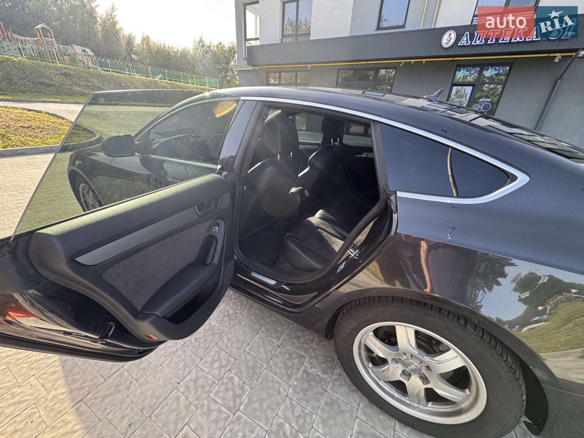 Audi A5 2014 VIN WAUZZZ8T4EA044324 фото оголошення 10 з 17