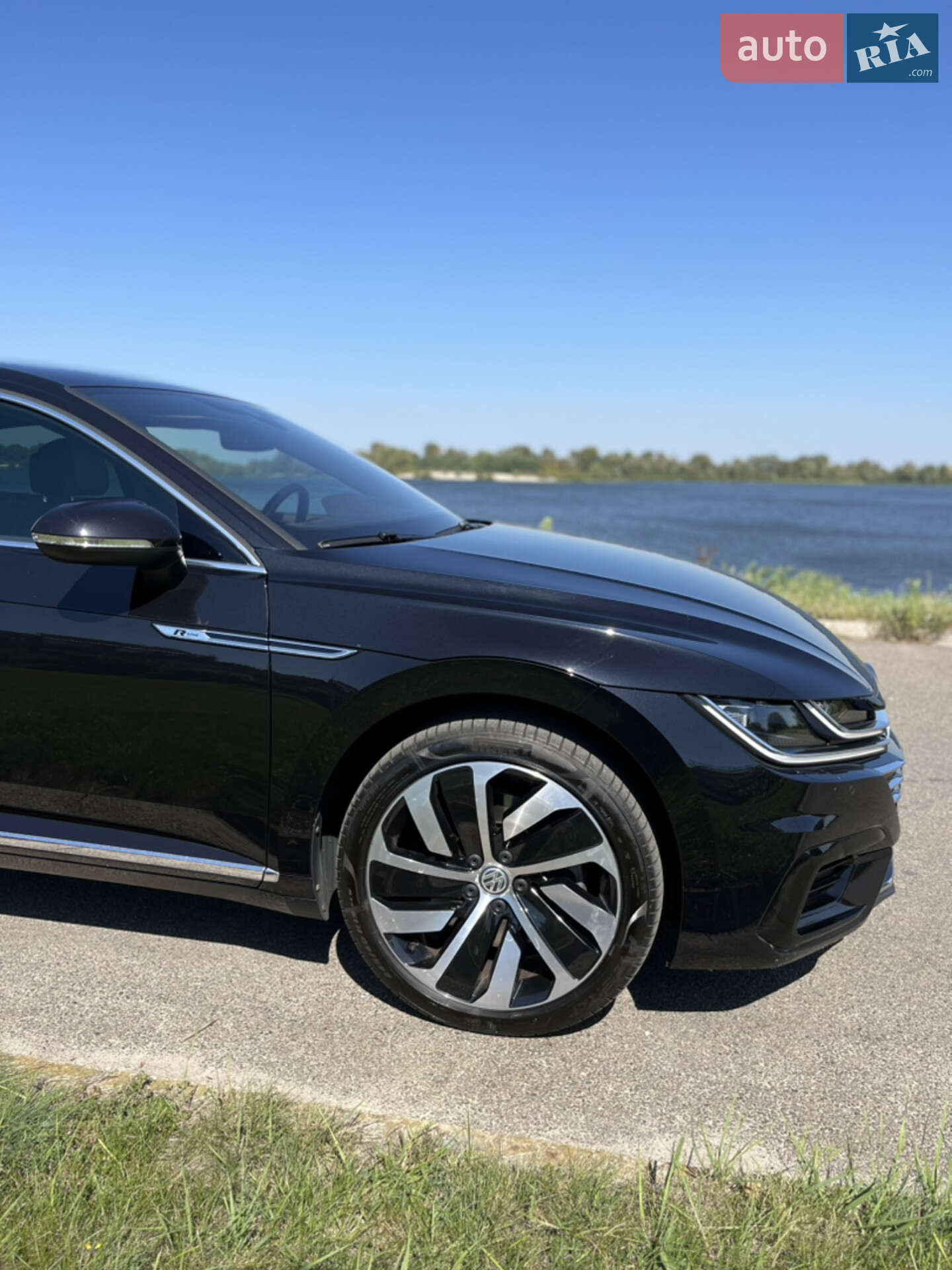 Volkswagen Arteon 2017 VIN WVWZZZ3HZHE703311 фото оголошення 6 з 19