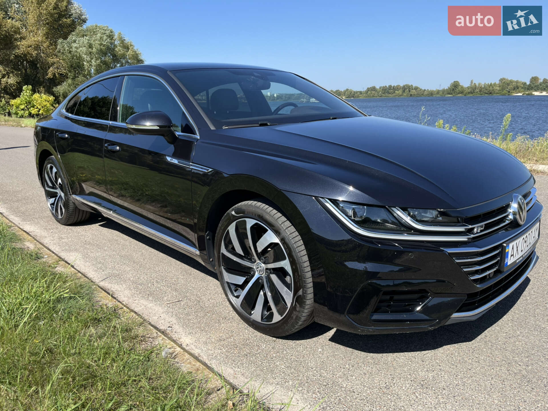 Volkswagen Arteon 2017 VIN WVWZZZ3HZHE703311 фото оголошення 5 з 19