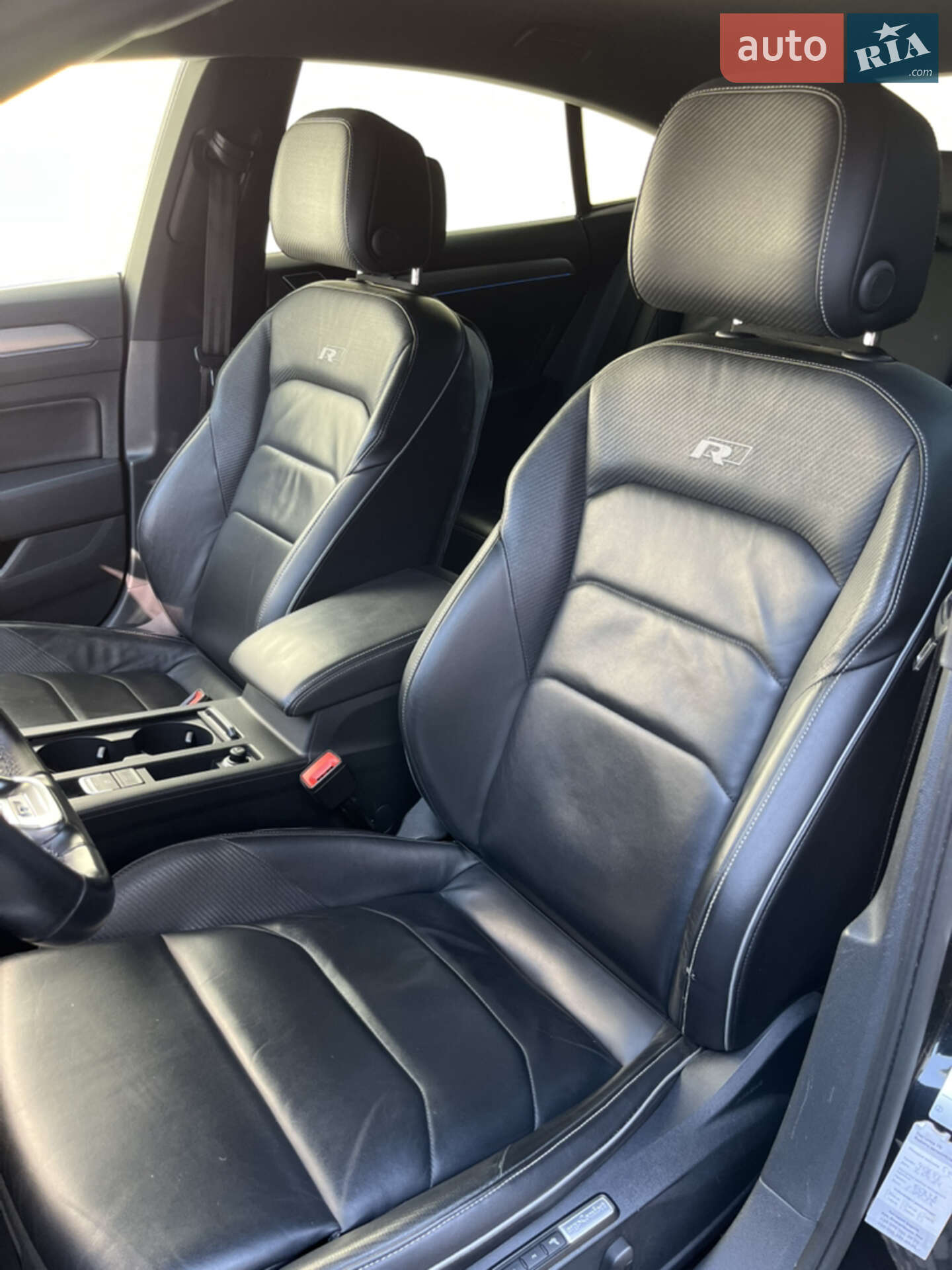 Volkswagen Arteon 2017 VIN WVWZZZ3HZHE703311 фото оголошення 8 з 13