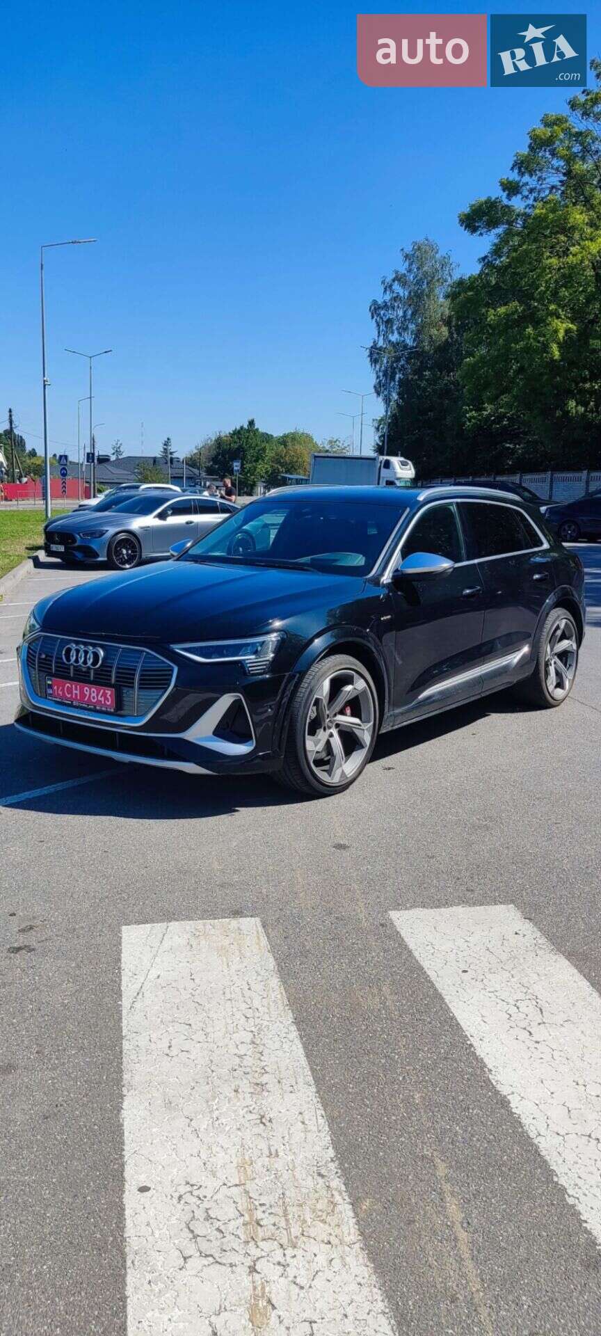 Audi e-tron S 2021 VIN WAUZZZGE9NB016046 фото оголошення 2 з 31