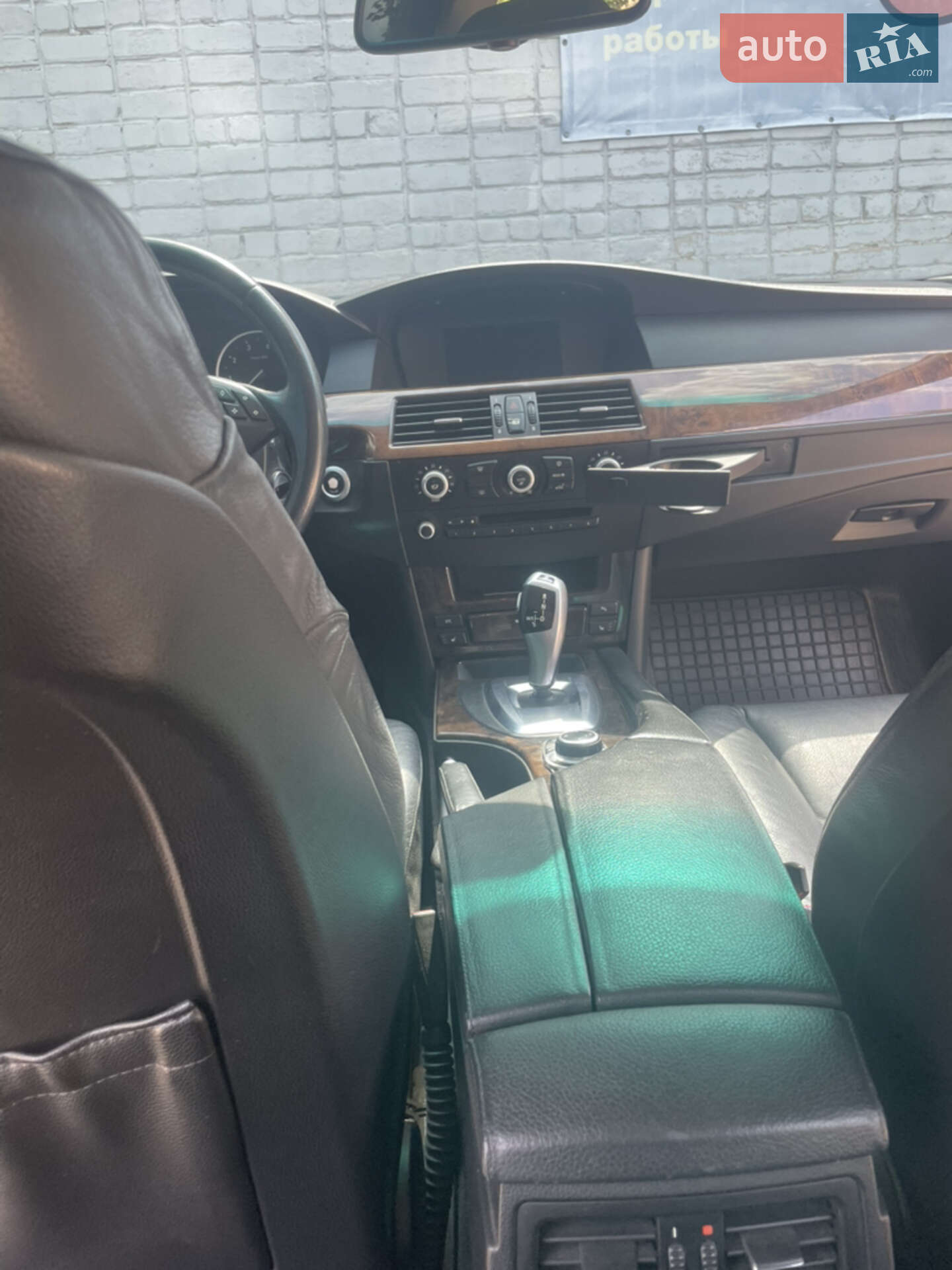 BMW 5 Series 2008 VIN WBANU11010CW42558 фото оголошення 60 з 75