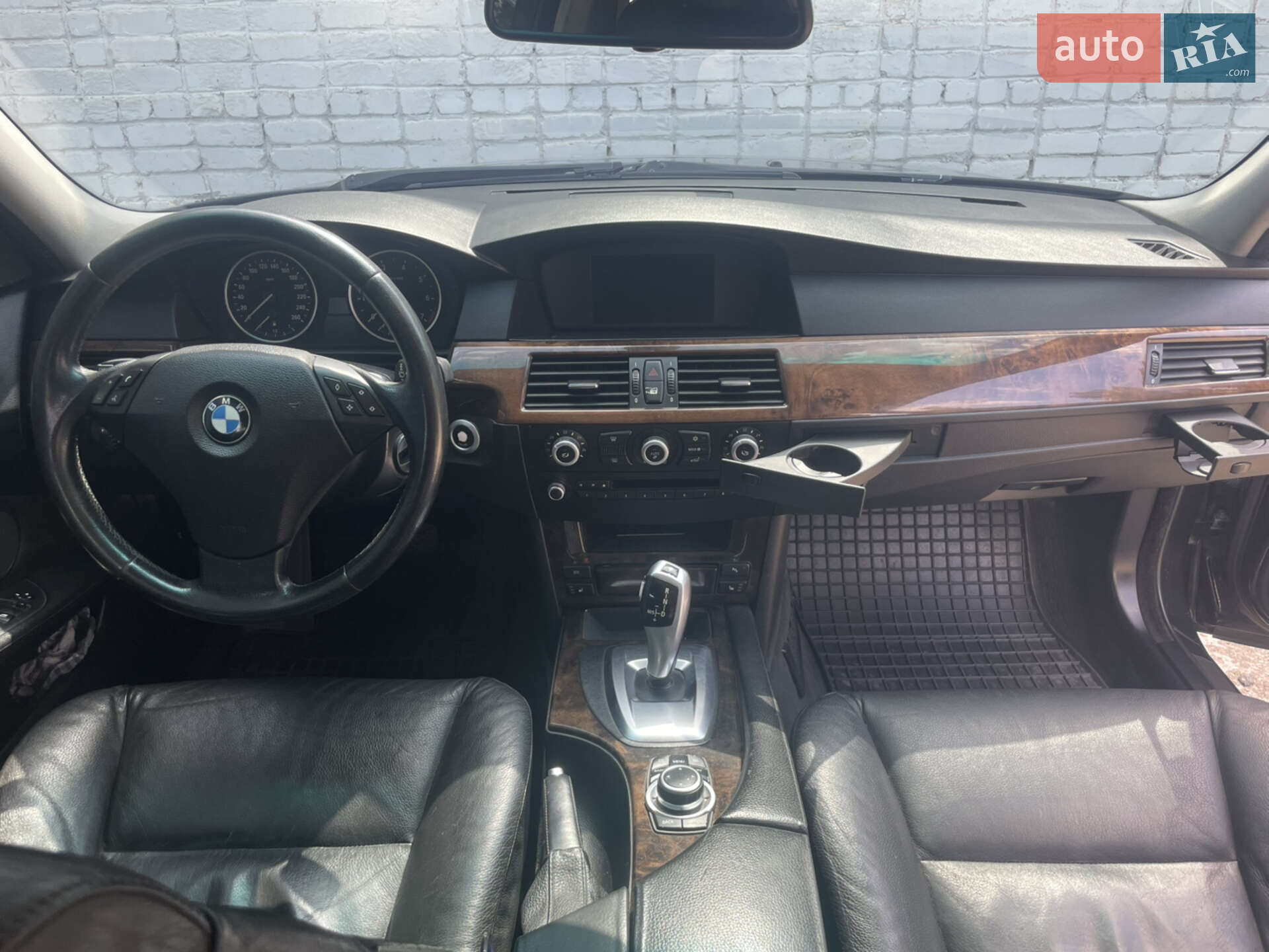 BMW 5 Series 2008 VIN WBANU11010CW42558 фото оголошення 68 з 75