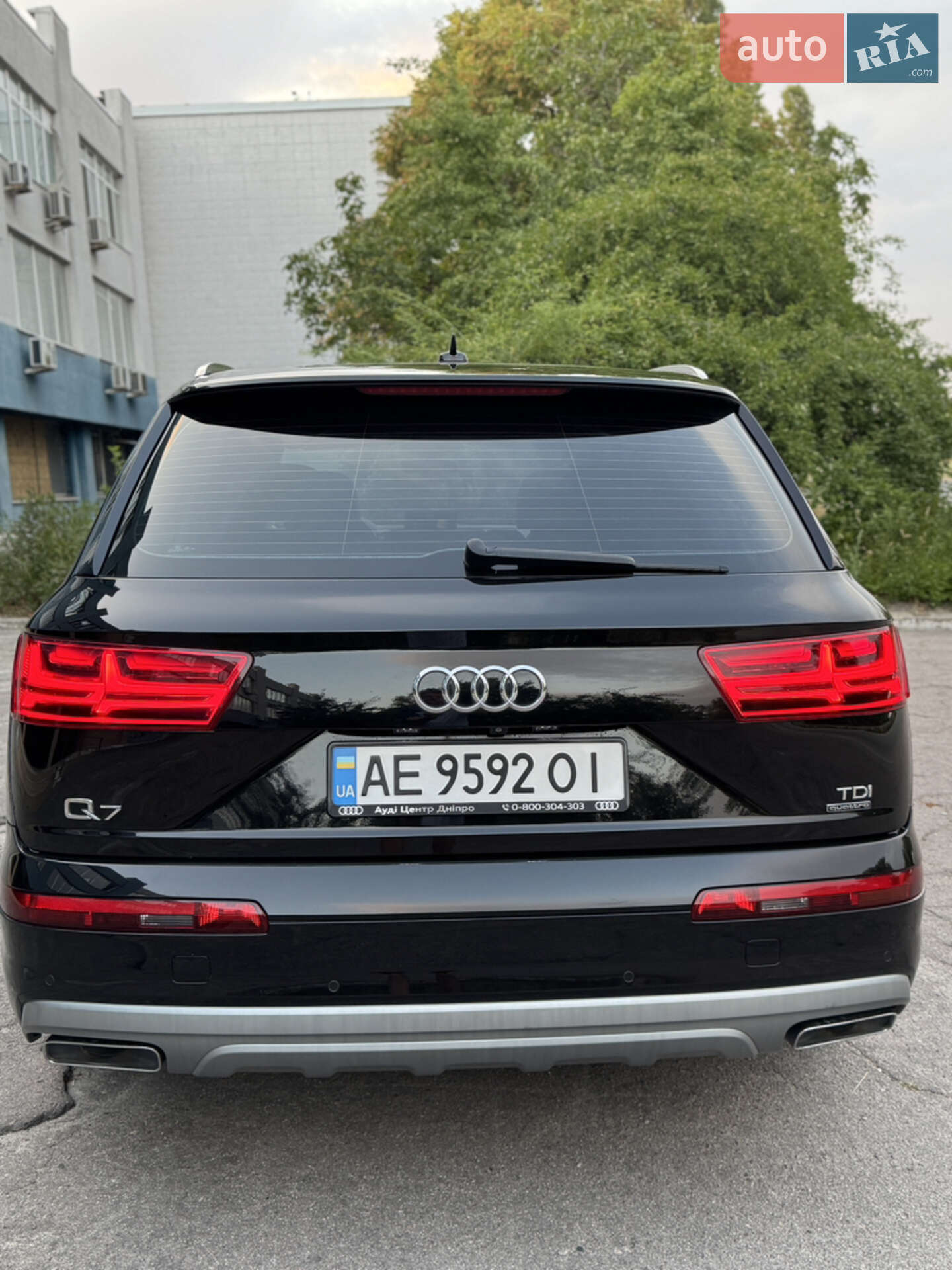 Audi Q7 2015 VIN WAUZZZ4M8GD025663 фото оголошення 10 з 52