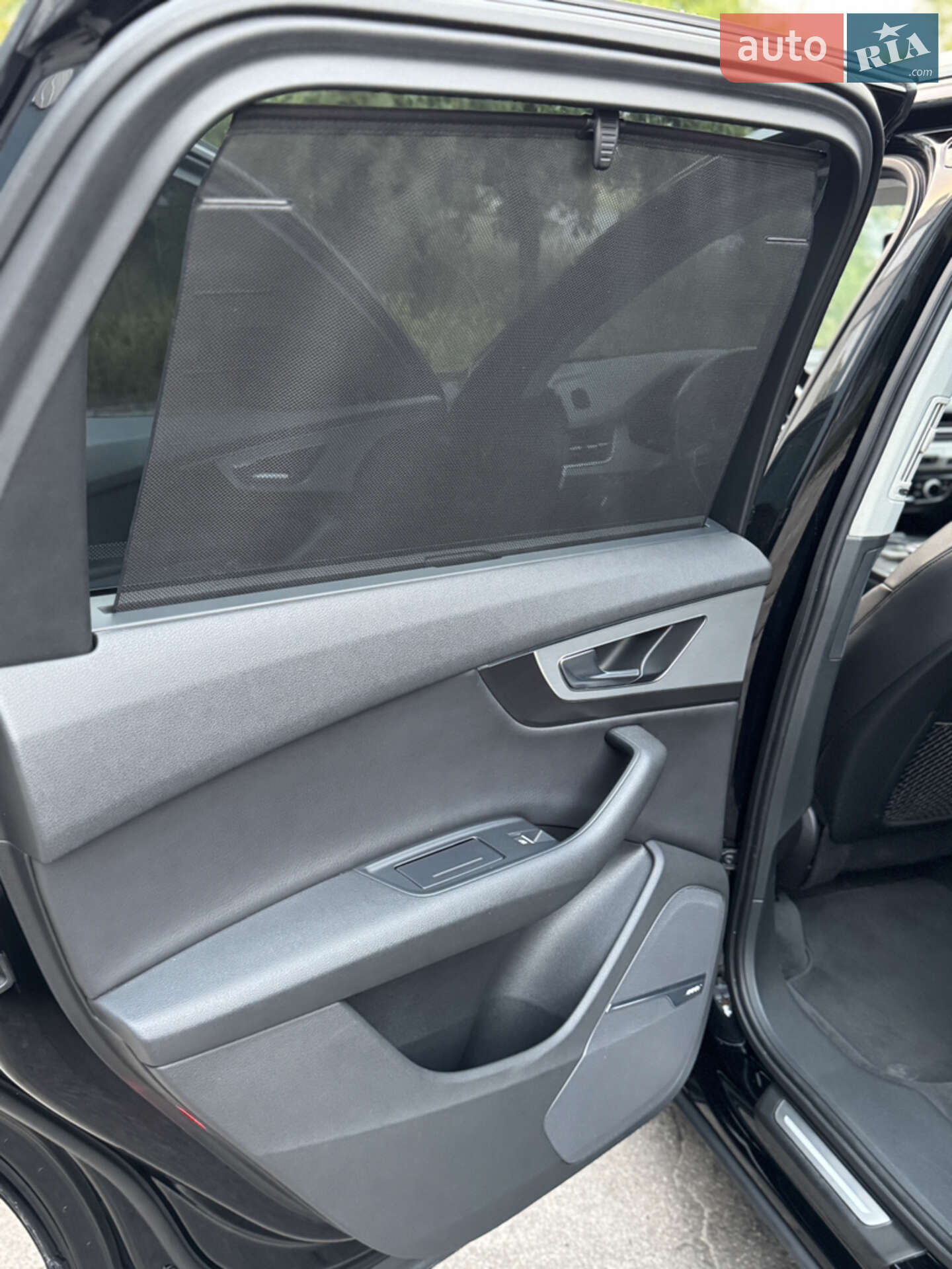 Audi Q7 2015 VIN WAUZZZ4M8GD025663 фото оголошення 13 з 52