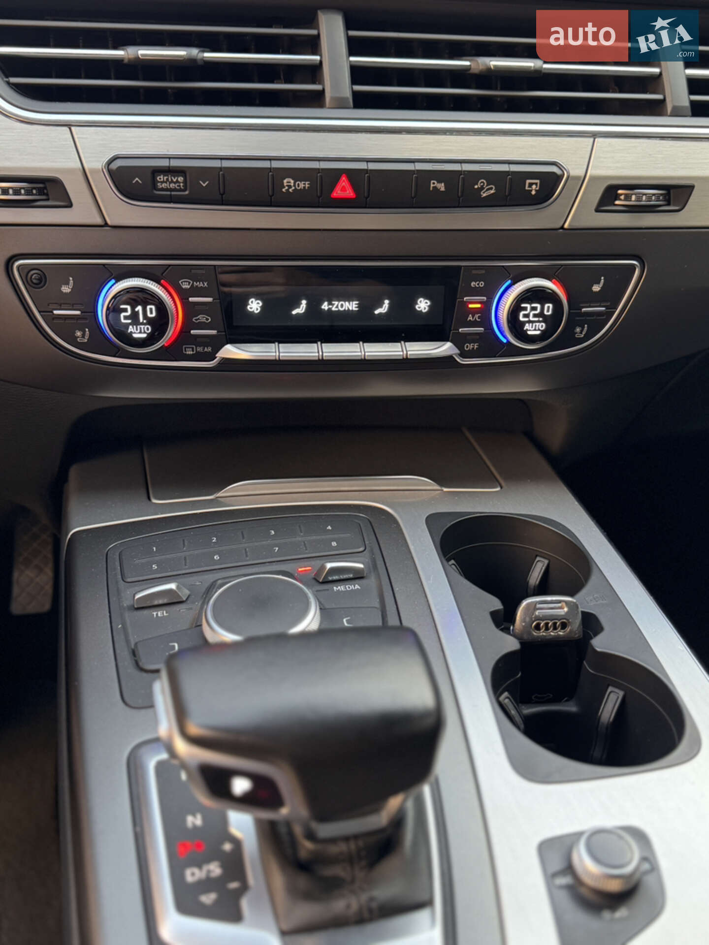 Audi Q7 2015 VIN WAUZZZ4M8GD025663 фото оголошення 31 з 52
