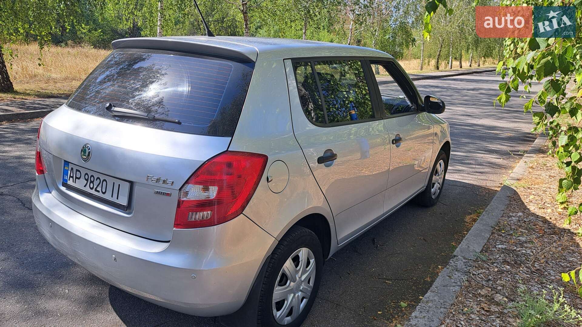 Skoda Fabia 2012 VIN TMBEH15JXDB500988 фото оголошення 4 з 9