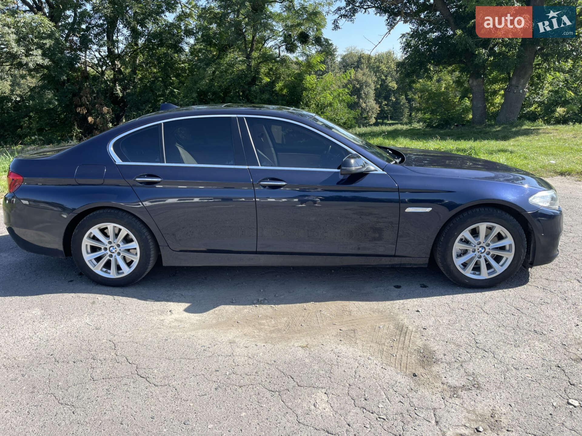 BMW 5 Series 2015 VIN WBA5A5C50FD521256 фото оголошення 10 з 27