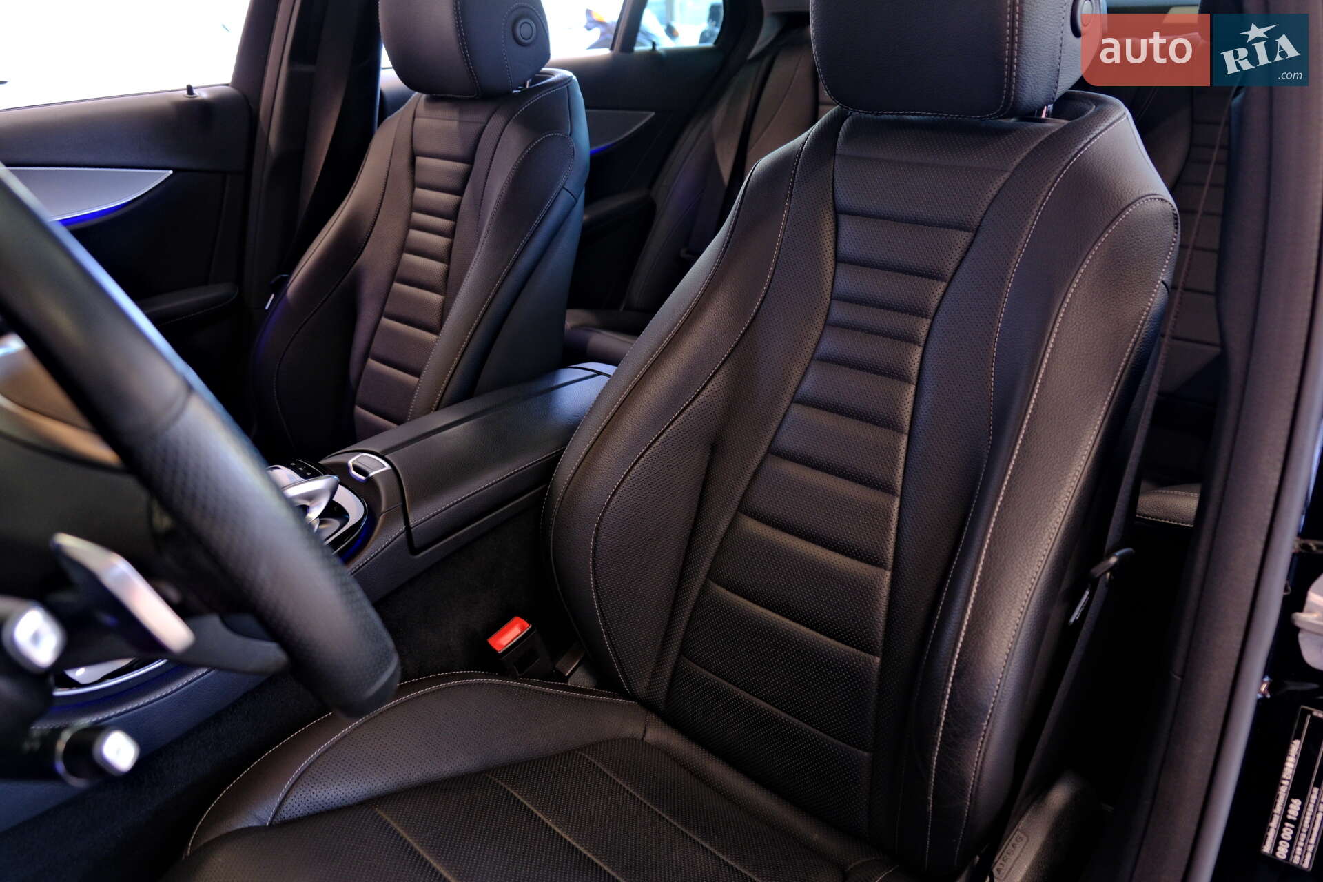 Mercedes-Benz E-Class 2017 VIN WDDZF3DB6HA256707 фото оголошення 51 з 71