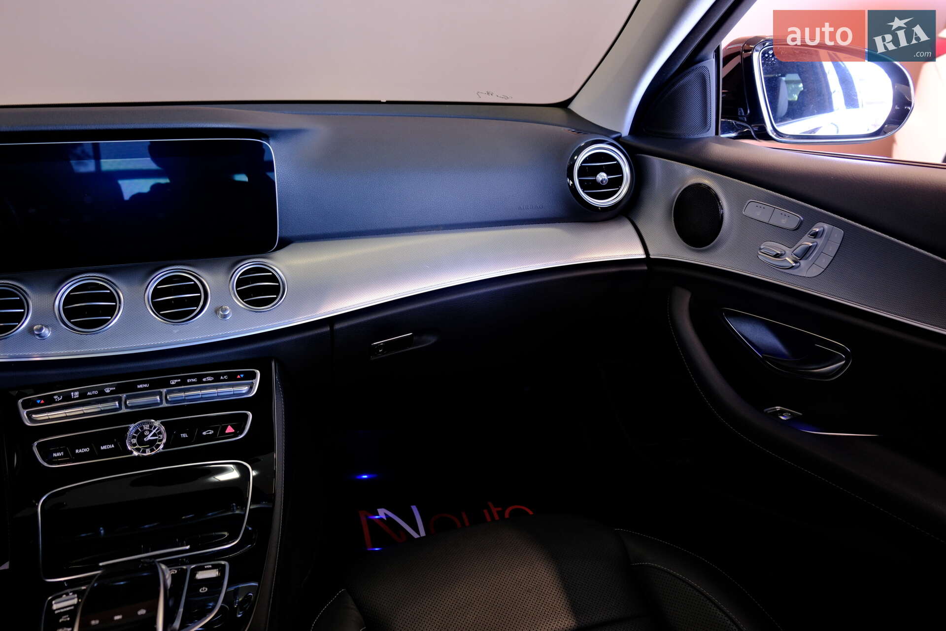 Mercedes-Benz E-Class 2017 VIN WDDZF3DB6HA256707 фото оголошення 66 з 71