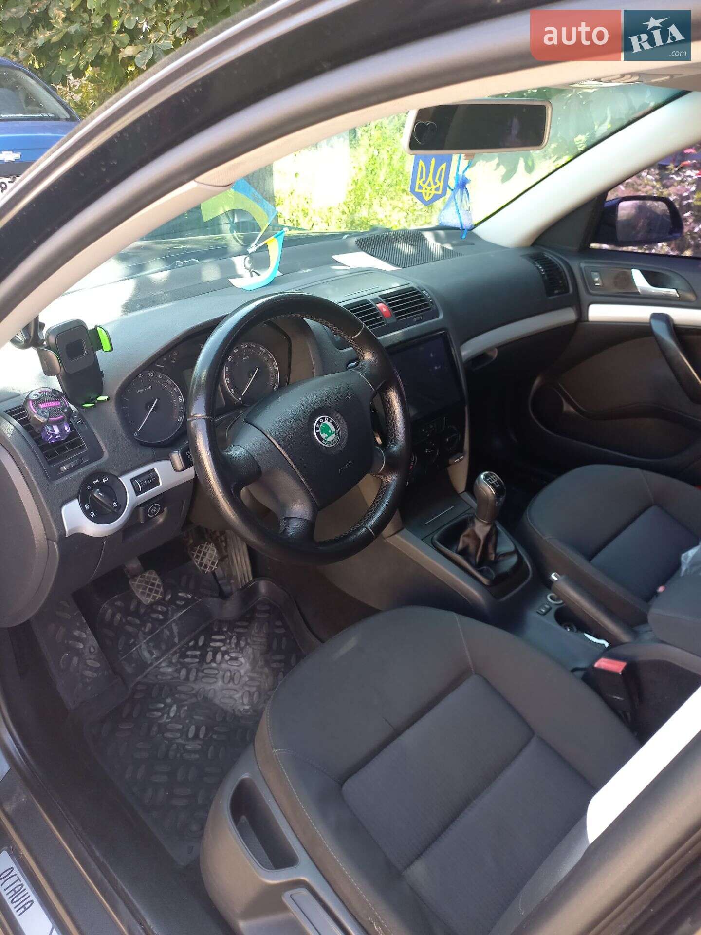 Skoda Octavia 2008 VIN TMBCA41ZX8B156089 фото оголошення 2 з 12