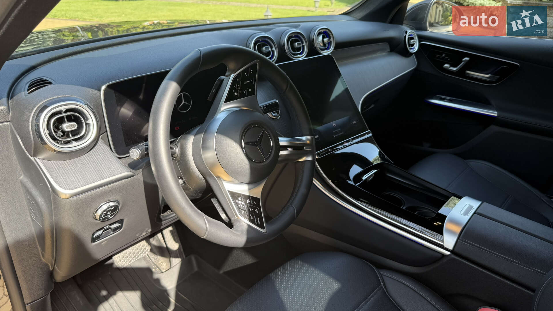 Mercedes-Benz GLC-Class 2023 VIN W1NKM0FB3PF022418 фото оголошення 10 з 15
