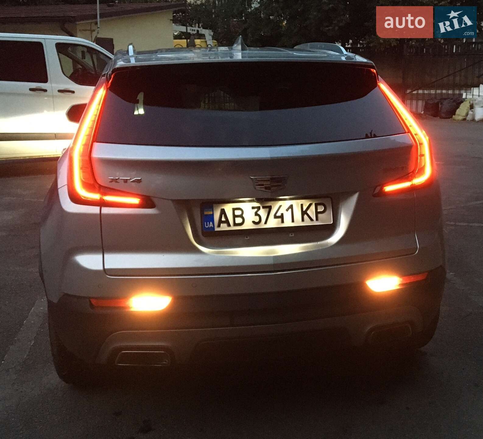 Cadillac XT4 2020 VIN 1GYFZCR41LF099236 фото оголошення 2 з 35