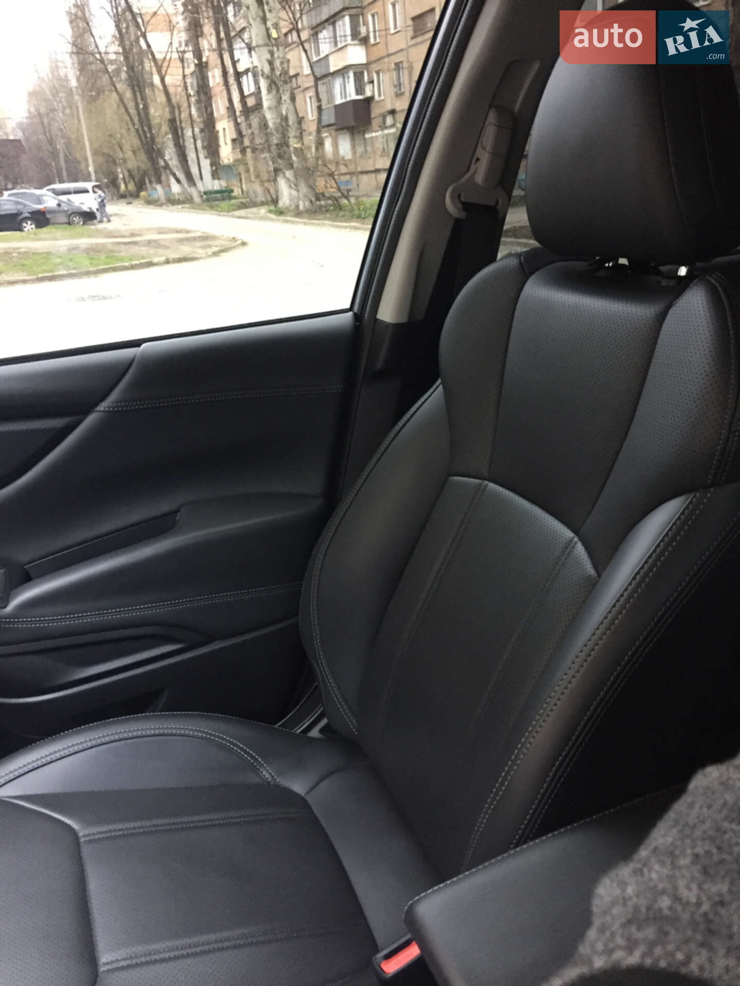 Subaru Forester 2018 VIN JF2SKAEC6KH440080 фото оголошення 9 з 28