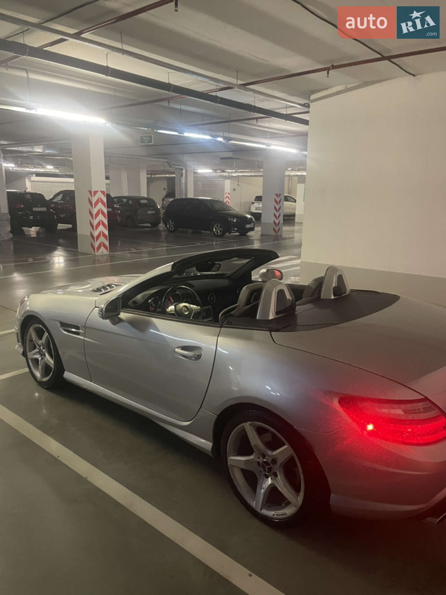 Mercedes-Benz SLK-Class 2013 VIN WDDPK4HA9DF065452 фото оголошення 9 з 15